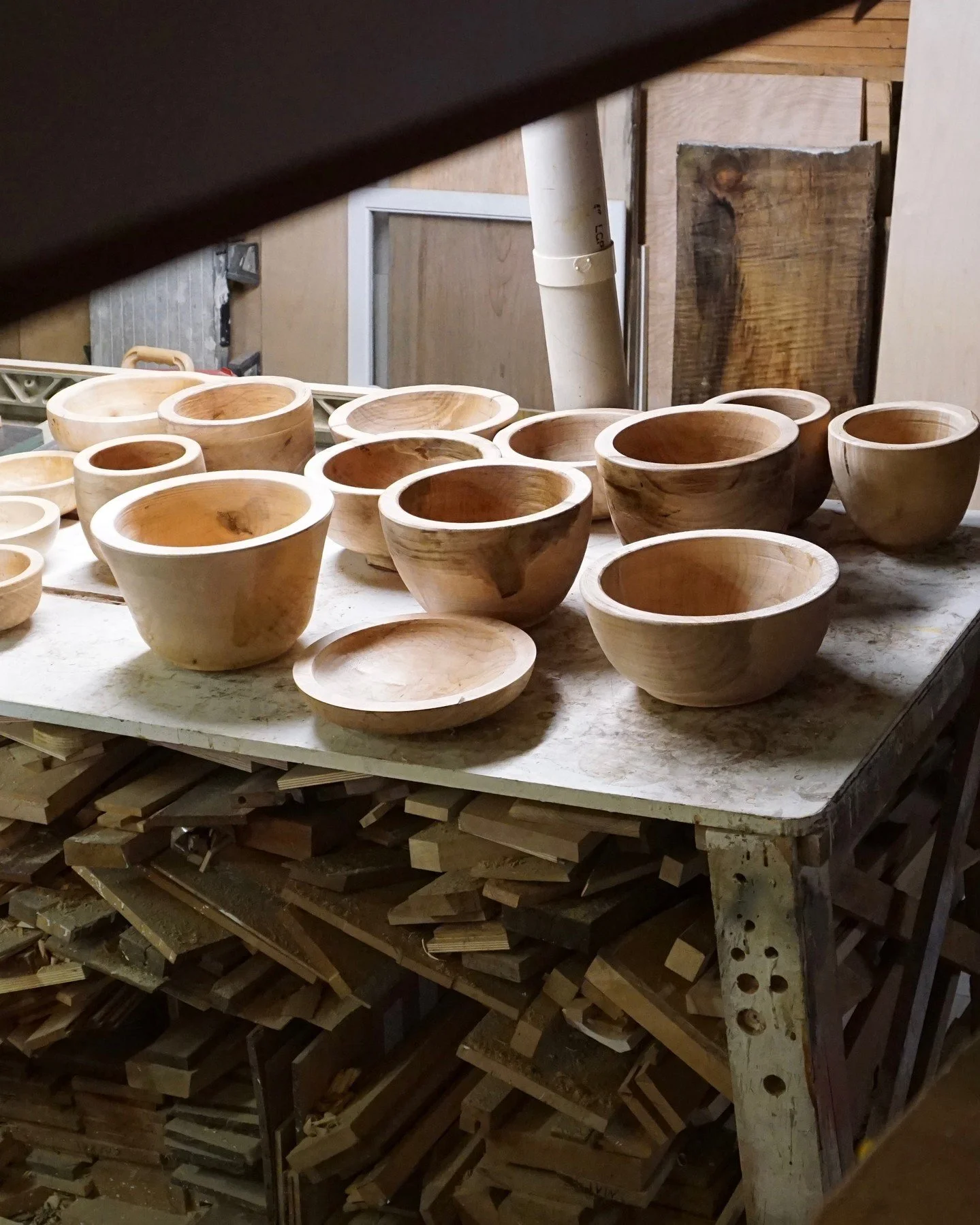 Behind the scenes in the woodshop as Maine craftsman David Lebel prepares for @twice.turned&rsquo;s pop-up this weekend, November 7-9th🪵⁠
⁠
Come see his debut collection of handmade wooden pieces from trees salvaged over decades of work as a builder
