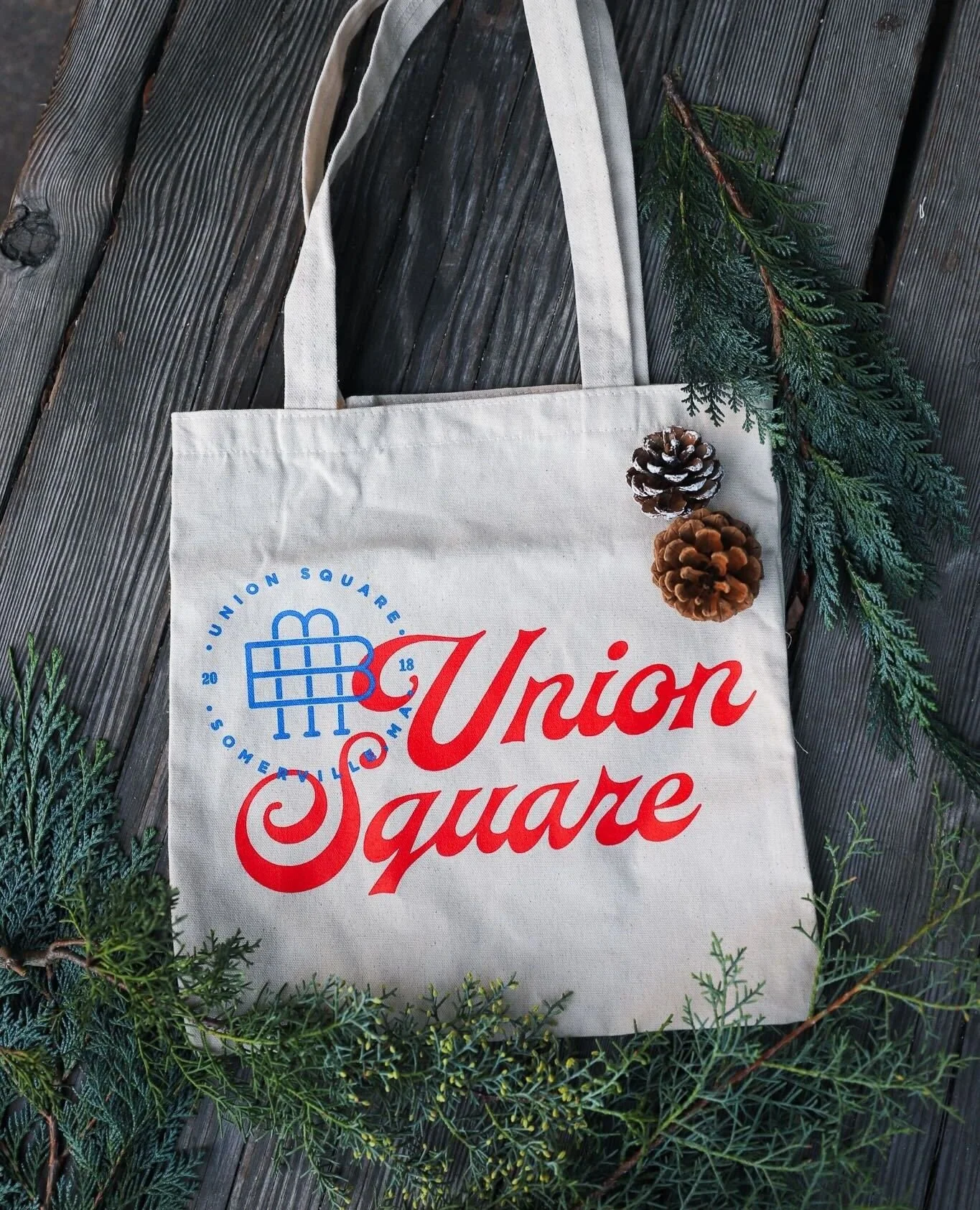 🛍️ This Saturday is Small Business Saturday at Bow! One of our favorite days of the year to shop small &amp; local at the market. Find the best gifts for your friends &amp; family from our visiting makers and the 25+ businesses that are residents at