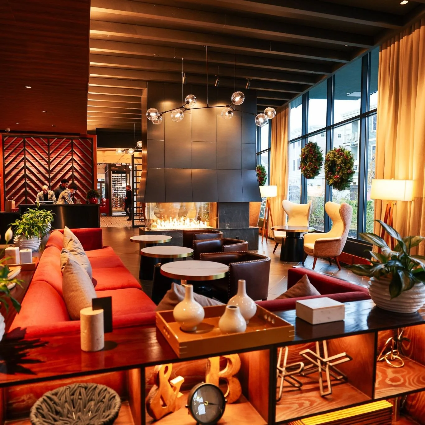 Make a weekend out of your Bow Market visit! Whether you&rsquo;re here for a wedding, an event, or just exploring Bow, @cambriasomerville is the perfect home base. It is only a short walk from the market and an ideal spot to stay nearby. ⁠
⁠
Cambria 