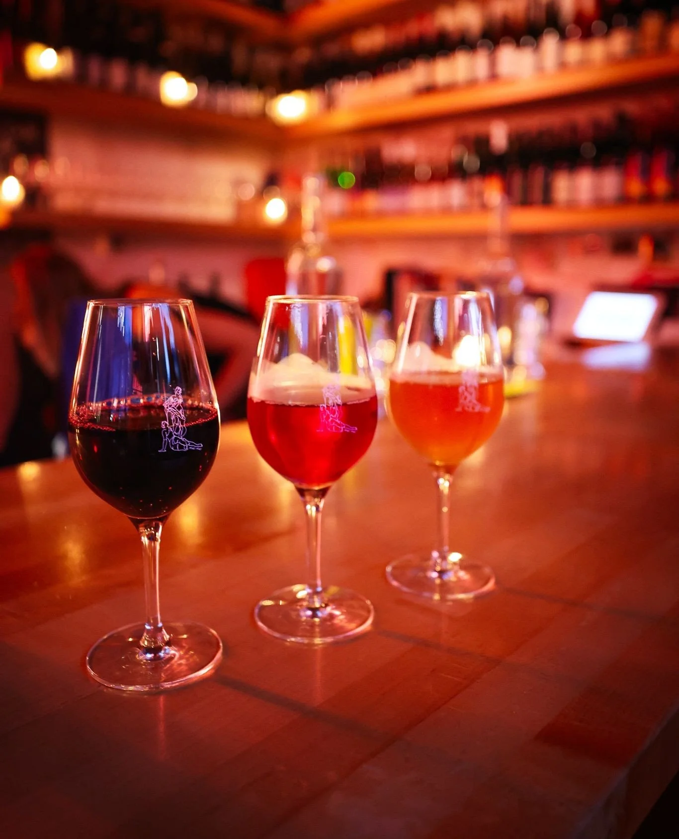 Want to get out of the house!? Walk over (or drive, bus, train) to Bow &amp; treat yourself to a meal, drink, or treat. Snuggle up in the coziest wine bar @rebelrebelsomerville, play pinball with the family, enjoy a warm meal, sit at a communal fire 