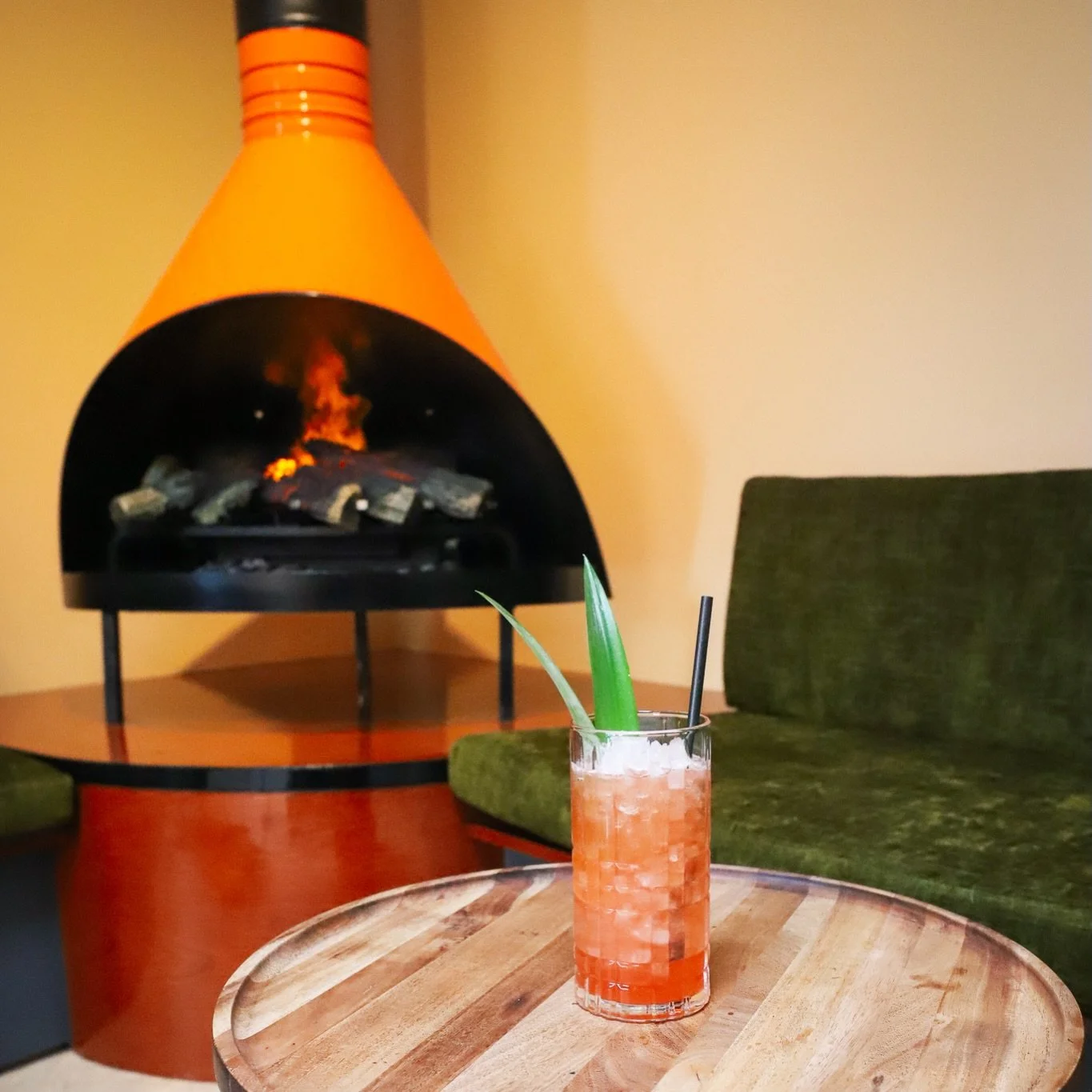 Coziest corner to stay warm is on our second floor at @nook.somerville! Sip on creative cocktails, mocktails, and warm drinks by the fire. You can also bring in food from spots around Bow to enjoy while you sip &amp; chat 🥃🔥⁠
⁠
@nook.somerville is 