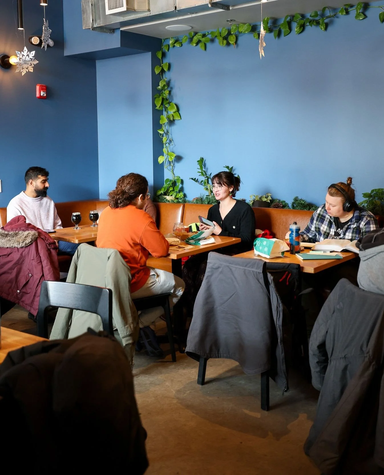 Bow is shoveled out, the shops are open, and cozy drinks &amp; food await you ❄️☕️⁠

📷 pictured here is @remnantbrewing - warm (and cold) drinks available here!