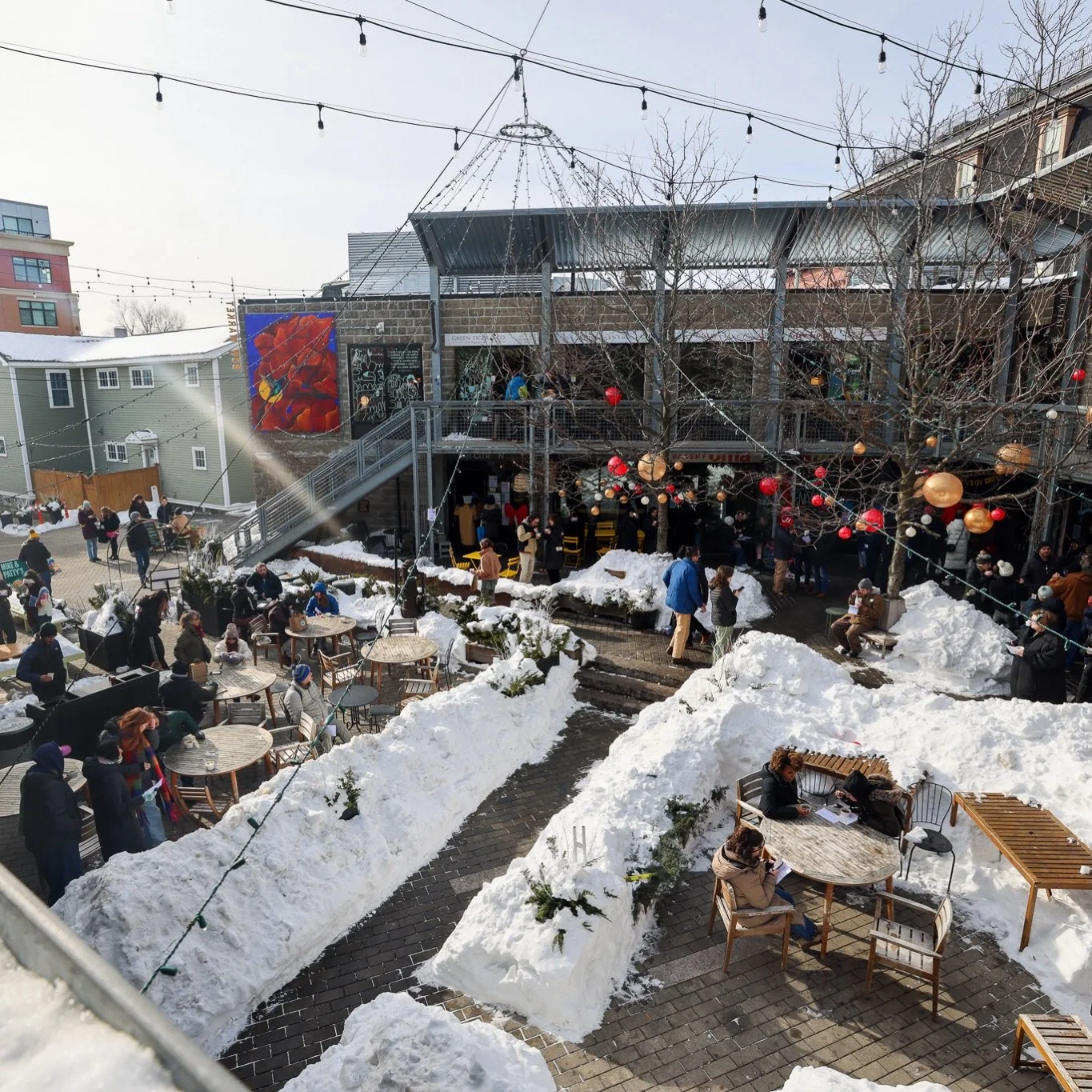 The sun is SHINING☀️😎 this means you gotta get your butts over here this weekend (sry we don&rsquo;t make the rules)