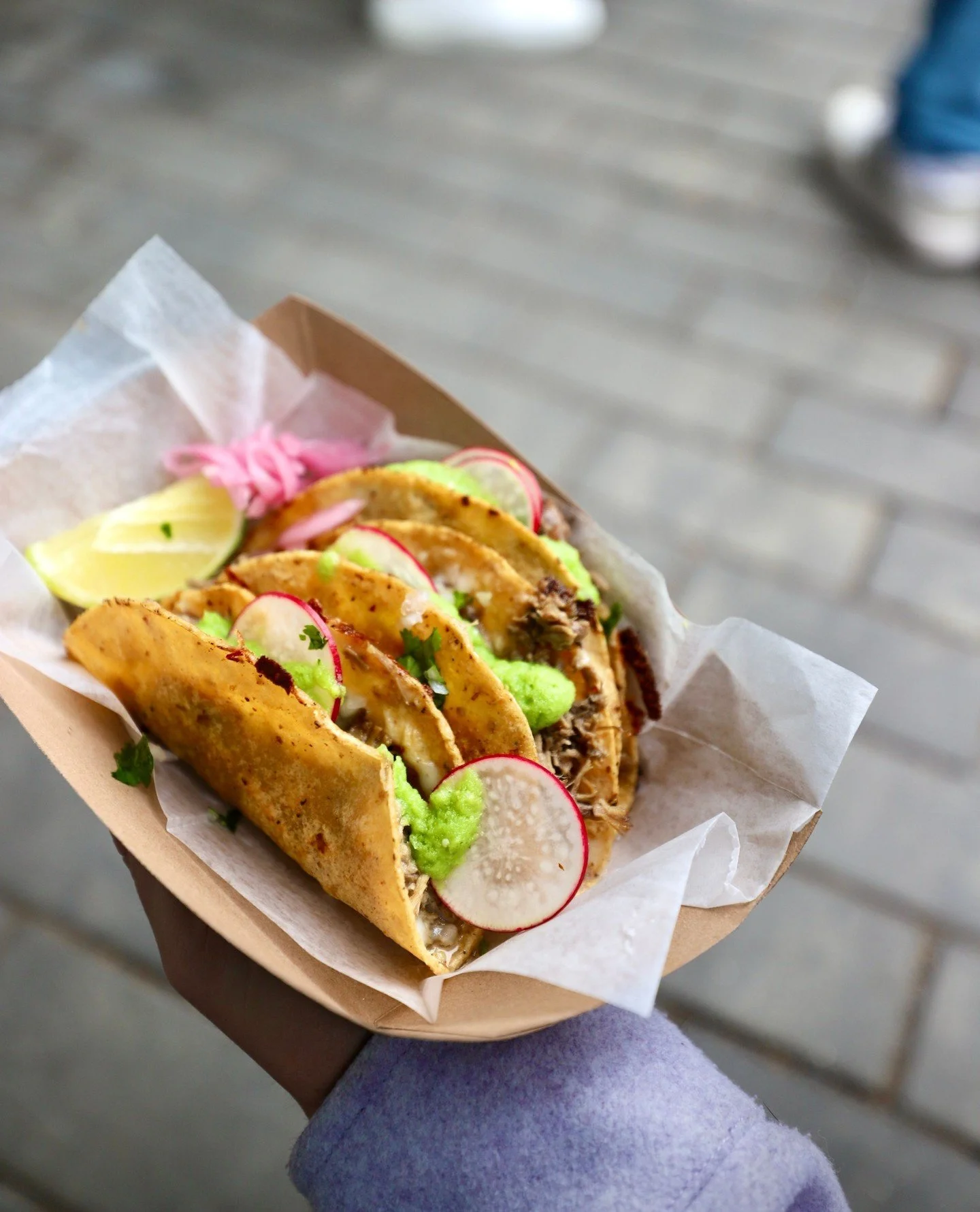 @taquisimotacos is hosting Taco Tuesdays every single Tuesday at the market 🌮 🎉⁠
⁠
Join us today and every Tuesday from 3-8pm. Enjoy tacos from @taquisimotacos on the patio, cocktails like margaritas &amp; palomas from @nook.somerville, and curated