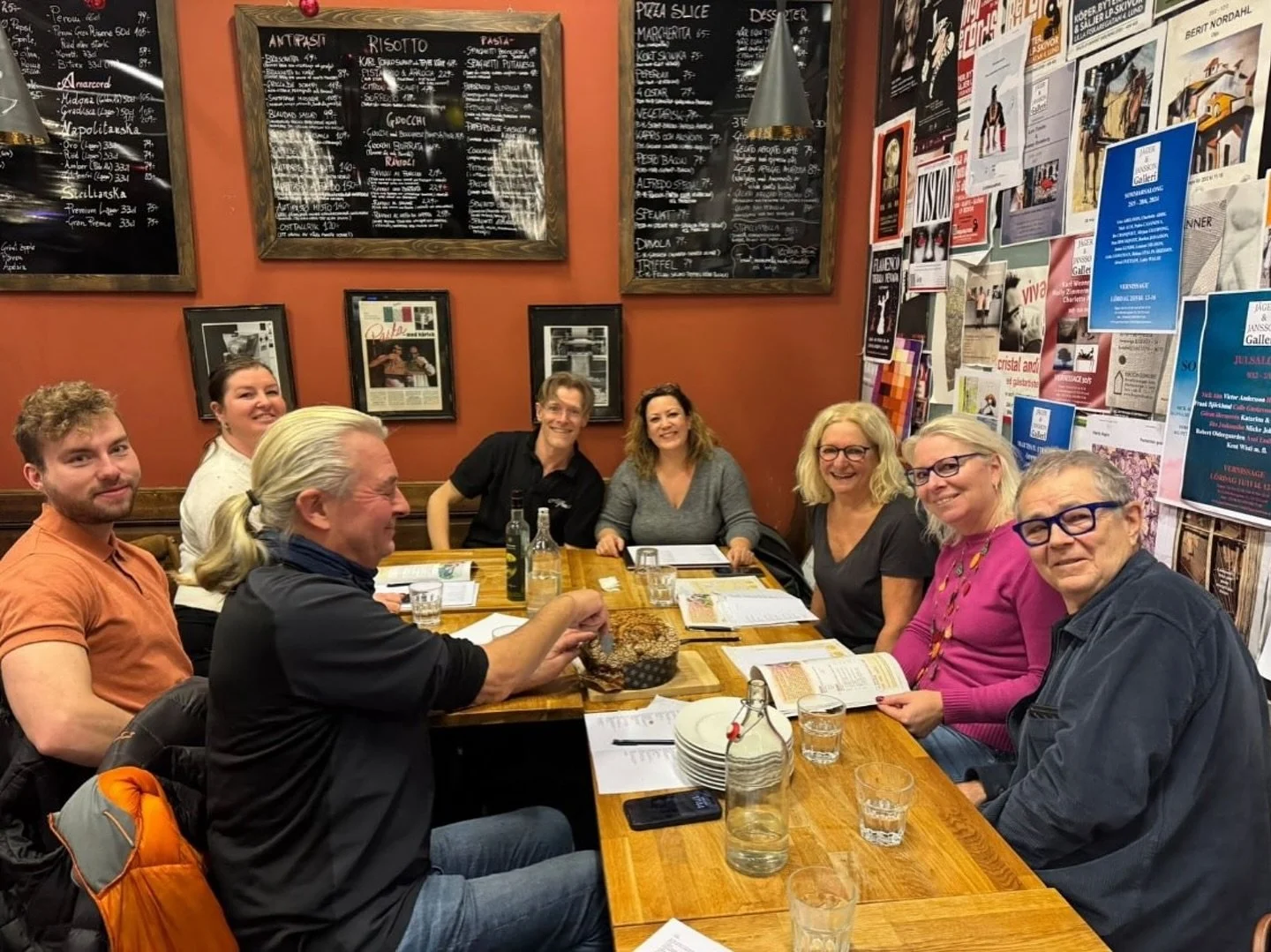 ALFREDOS SPRÅKCAFÉ ÄR TILLBAKA 🇮🇹 ❤️
Insieme Parliamo Italiano kommer till Alfredos och leder ett språkcafé tisdagen den 30:e september kl. 16.30-18.00. Anmäl att du vill komma genom att ringa oss på telefo