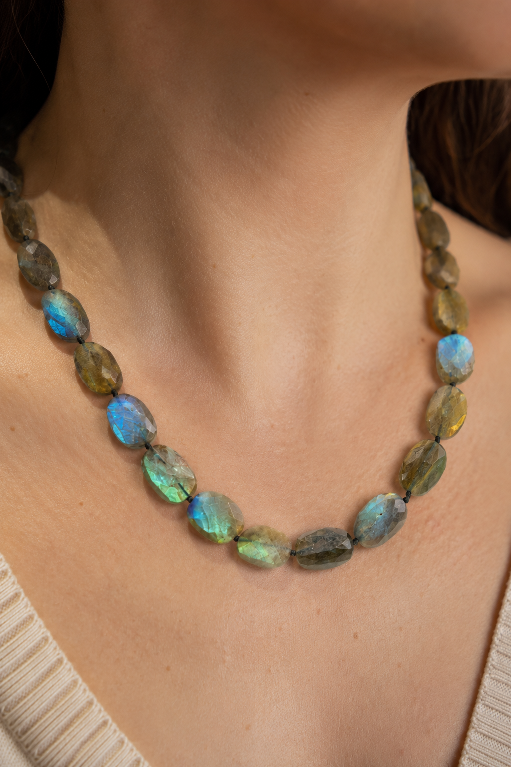 labradorite-close-neck-detail (1).png
