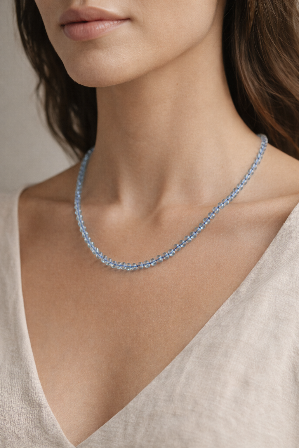 ROndel-Necklace-Blue-TOpaz-Model.jpg.png