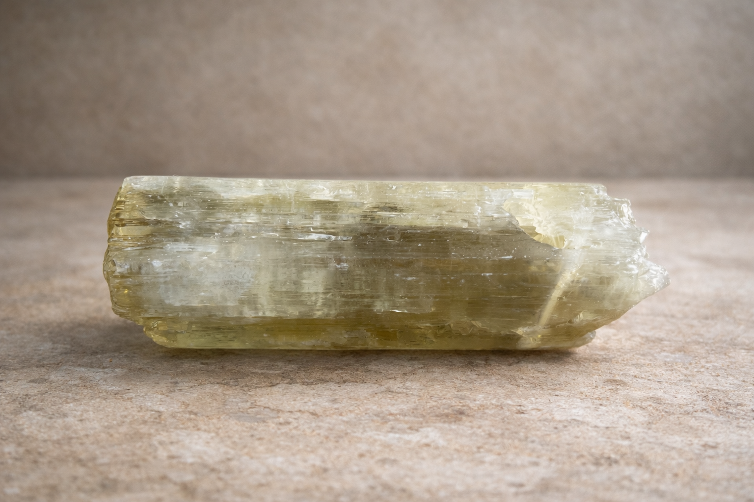 Specimen-Kunzite-Lg-1.png