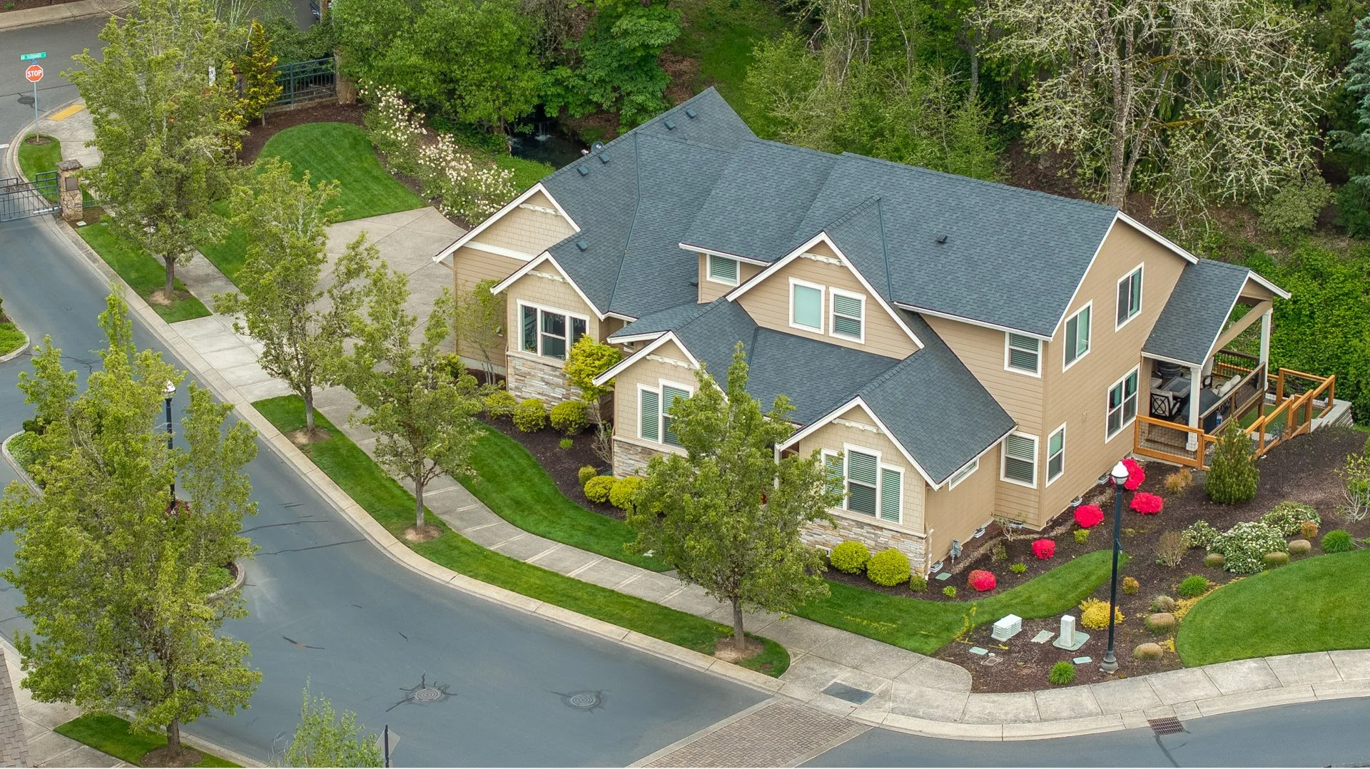 1271 SW Forest Glen Dr-21.jpg