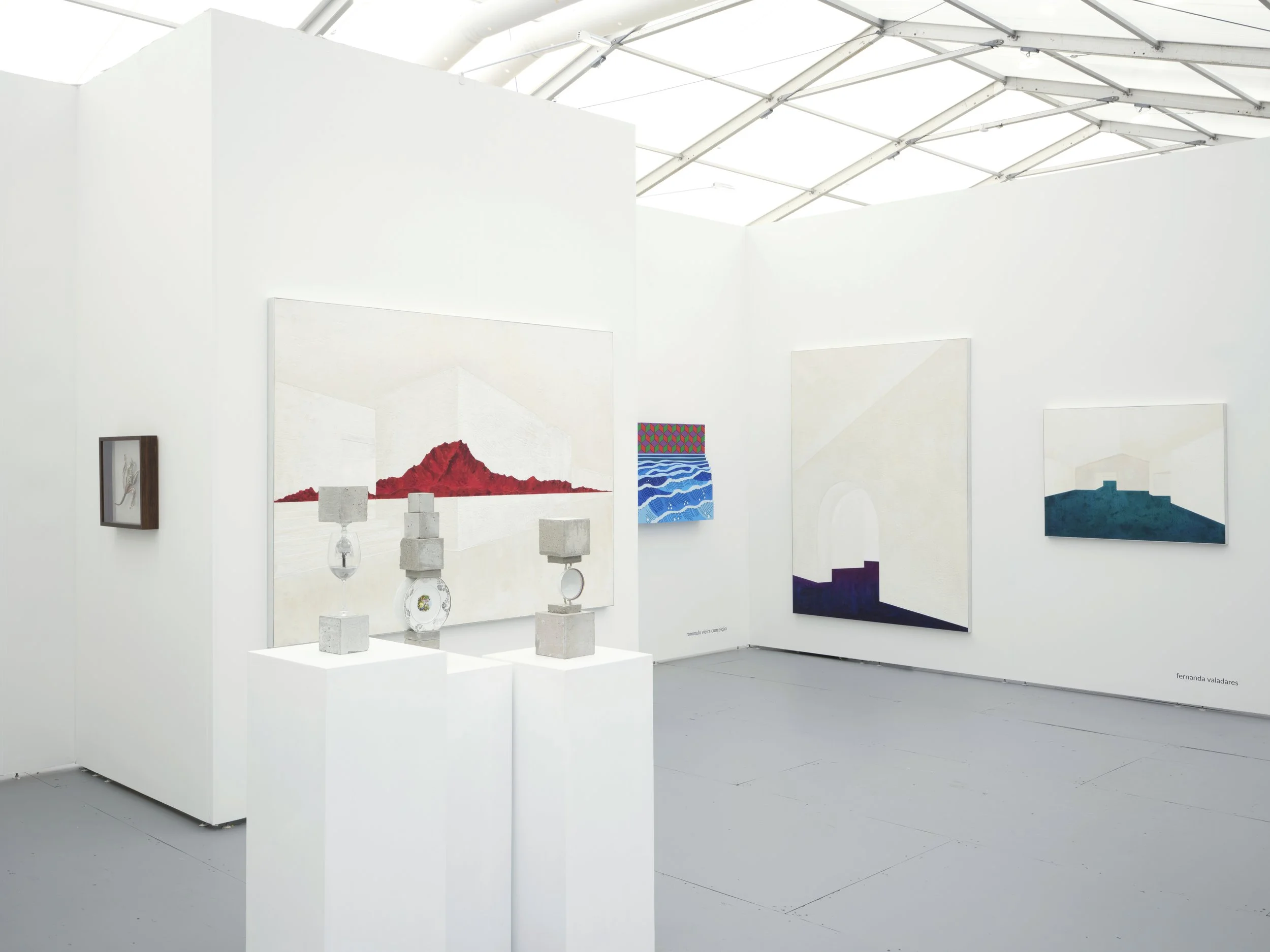 Vista do estande da Aura na Untitled 2025, Miami. Foto: Yosuke Kojima