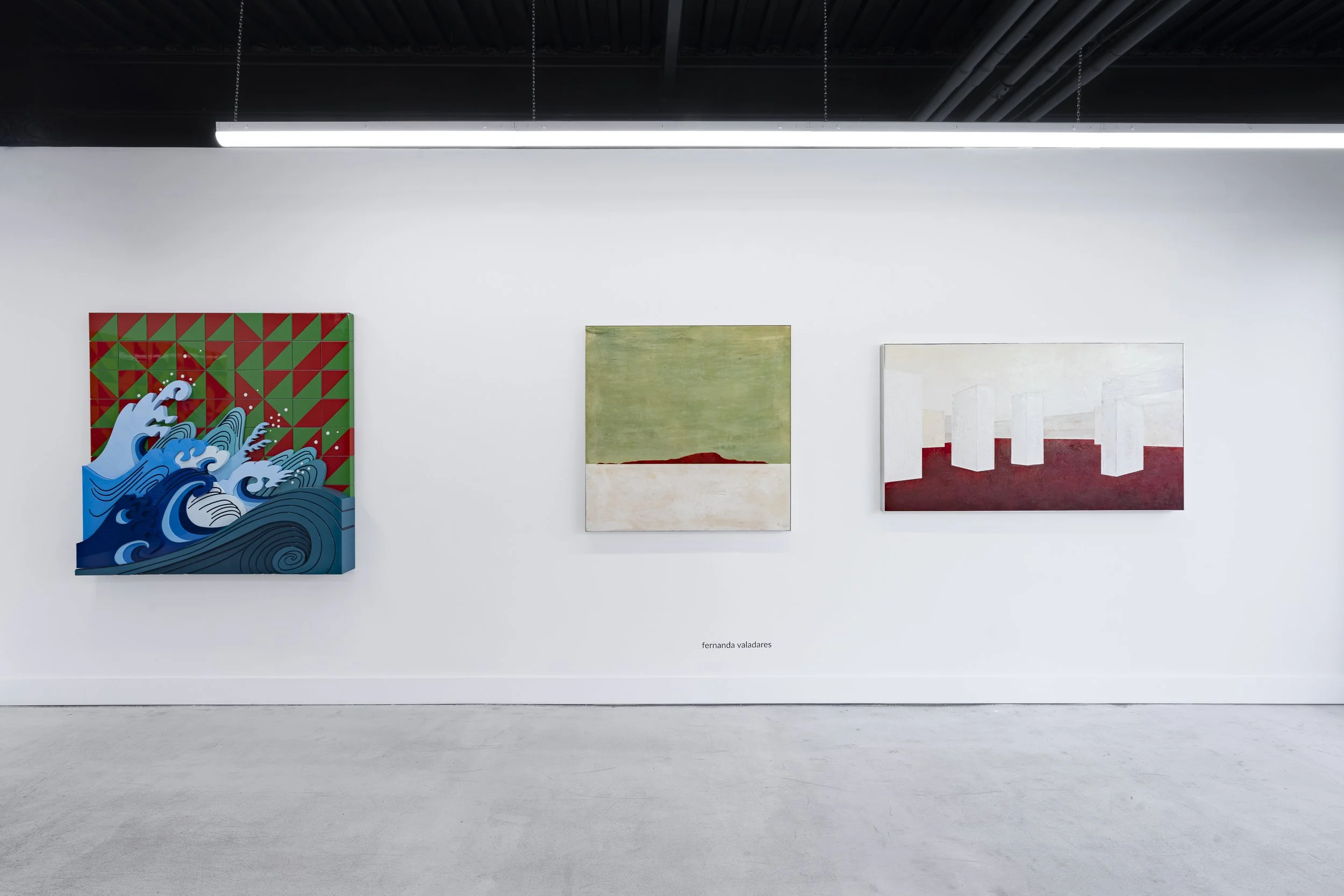 Vista da exposição “Material Cartographies”, Coral Gallery, Miami, 2026. Foto: Brooke D’Avanzo