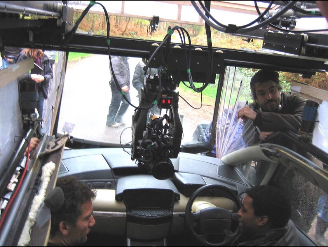 Alfonso Cuaron with Clive Owen and Chiwetel Ejiofor chatting between takes on the set of Children of Men. The Two Axis Dolly and Sparrow Head delivered this landmark shot that remains today one of the most discussed shot in modern cinema.

Doggicam S