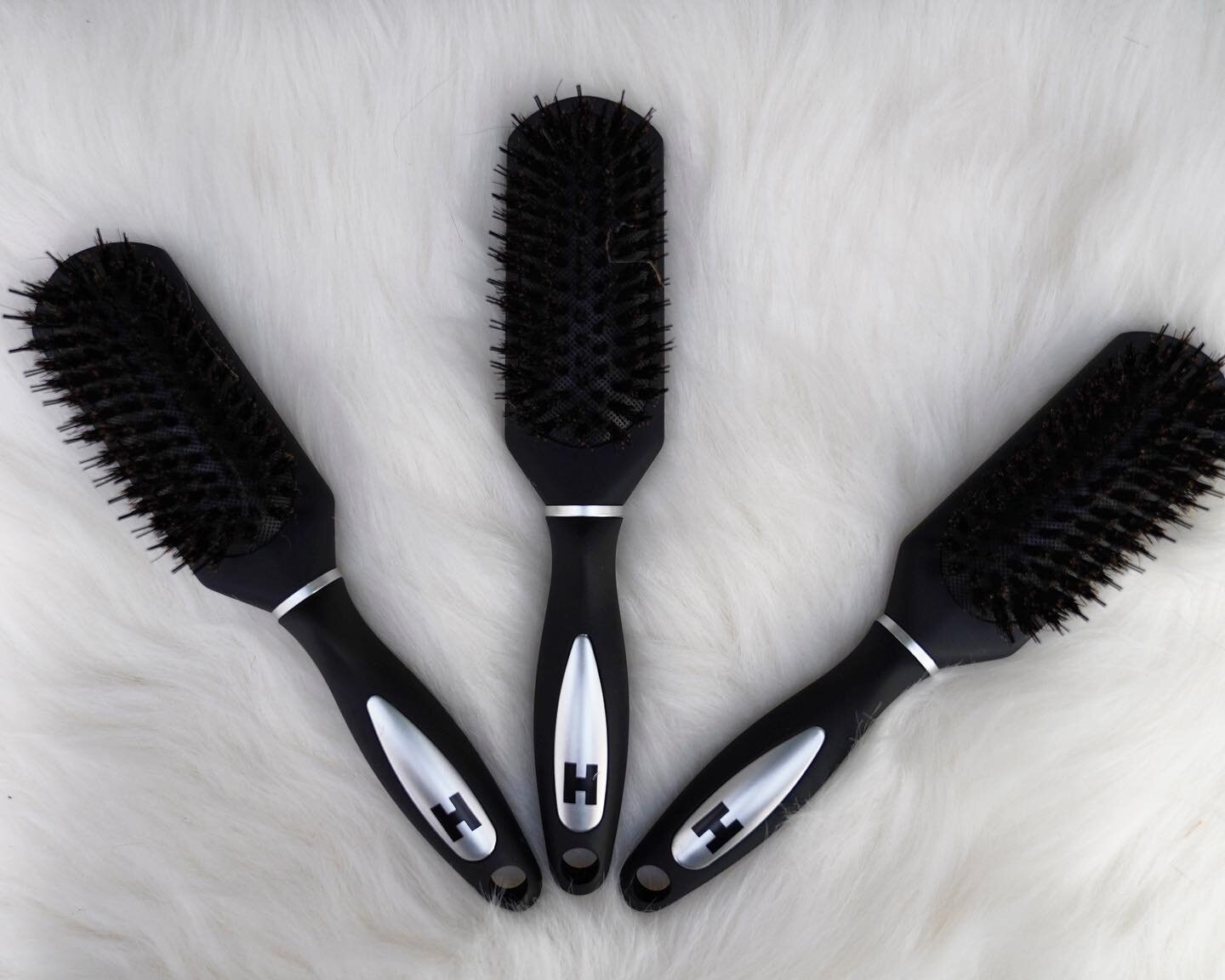 My secret weapon and the perfect  accessory to keep your extensions looking and feeling their best!
⠀⠀⠀⠀⠀⠀⠀⠀⠀
⠀⠀⠀⠀⠀⠀⠀⠀⠀
Gentler than plastic brushes and they redistribute oils throughout the hair, boosting shine. I offer this brush in two convenient 