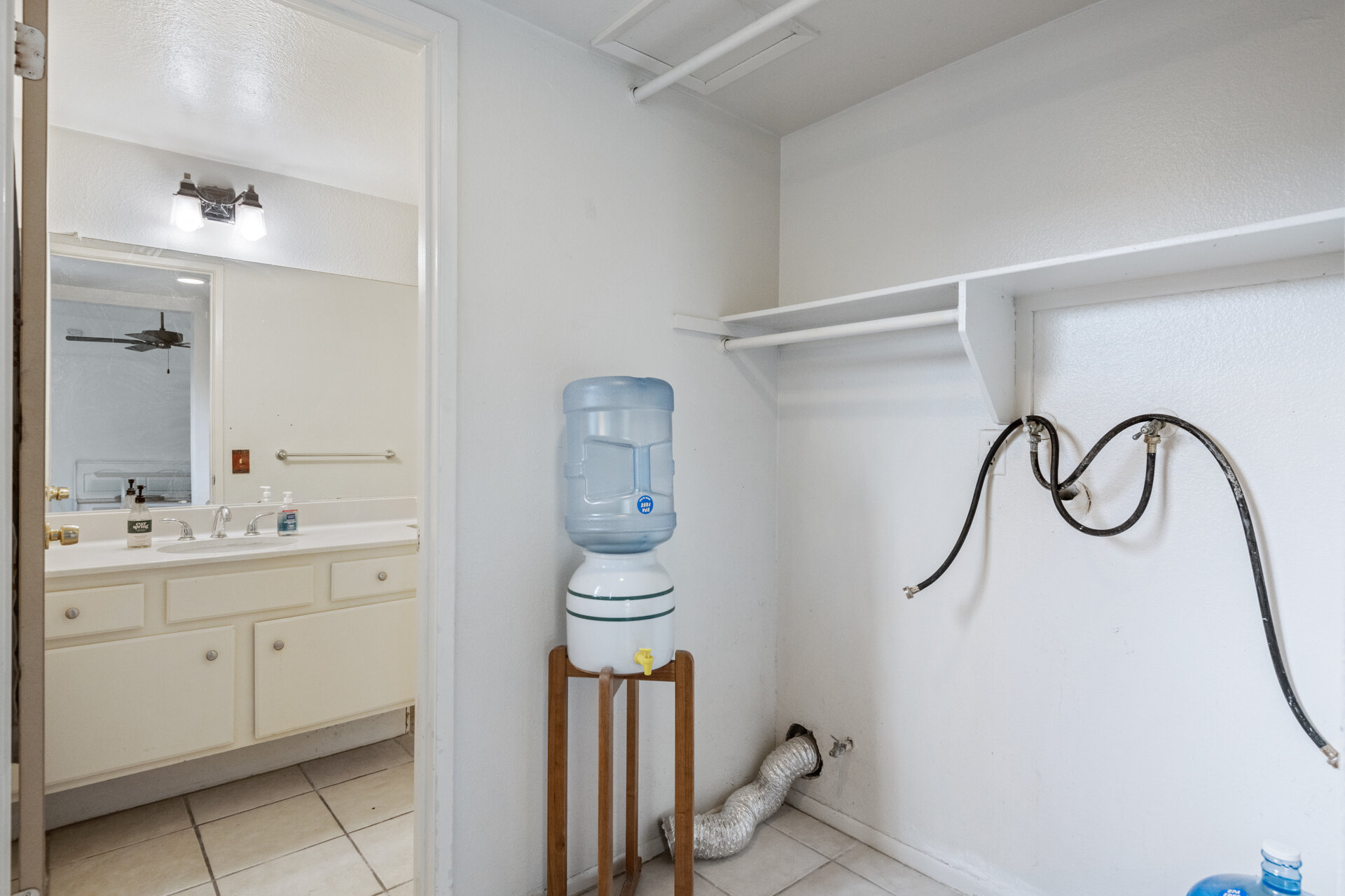 1835 Montgomery Ave MLS-20.jpg