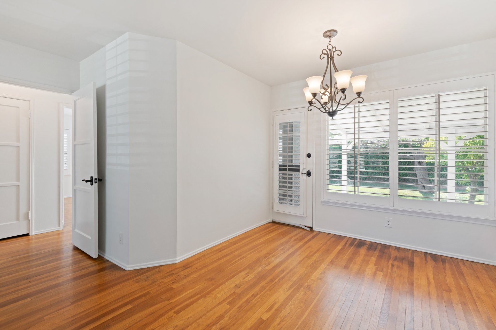 6617 Gerard Ave MLS-8.jpg