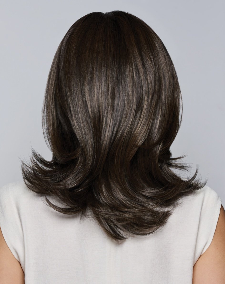 Raquel Welch Showrunner wig in brunette