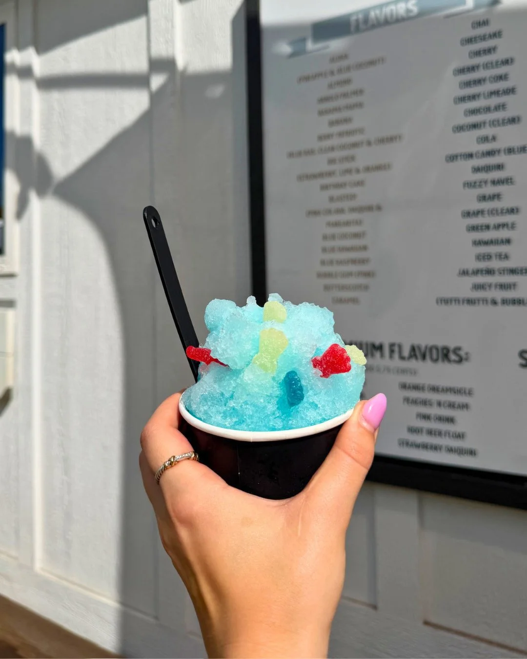 The last days of summer 2026 call for this!⁠
⁠
🍧 Blue coconut with a drizzle of tiger's blood and shark gummies⁠
⁠
#SoCoSno #CollegeStationTX #BryanTX #SnowConeSeason #SweetTreats