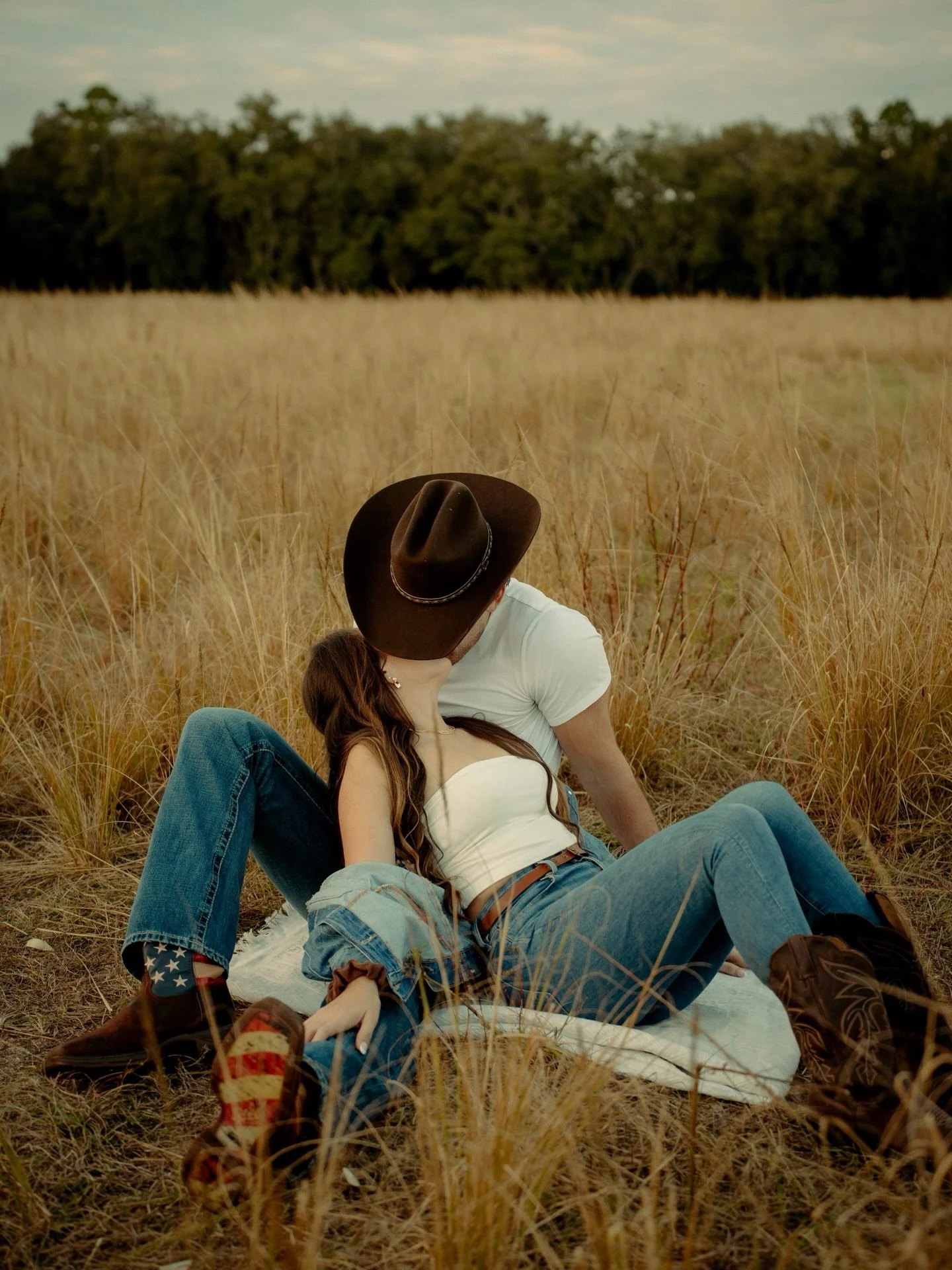 This is Nick and Allie. We found a field on the side of the road and crushed this photoshoot! 🤠