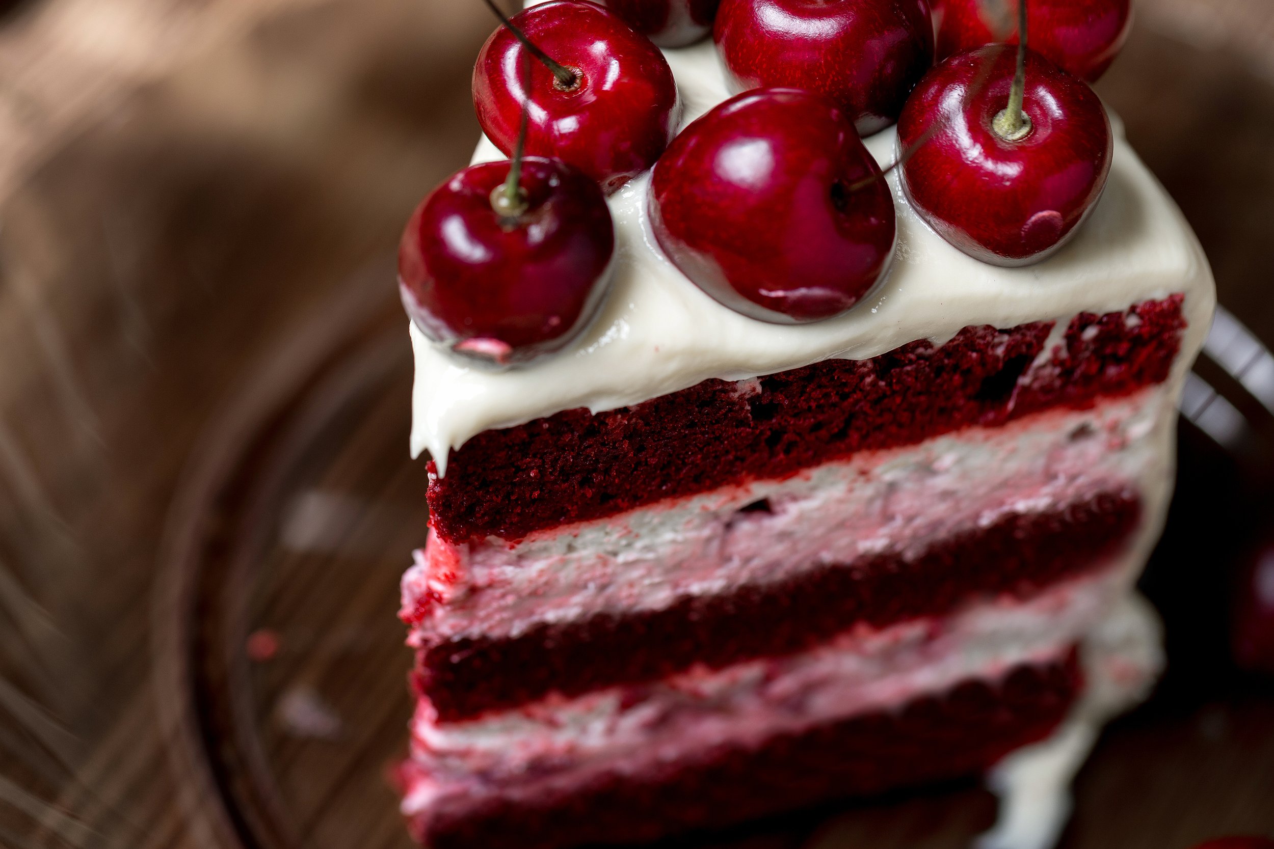 bigstock-Cake-red-Velvet--Very-Beauti-311888323.jpg