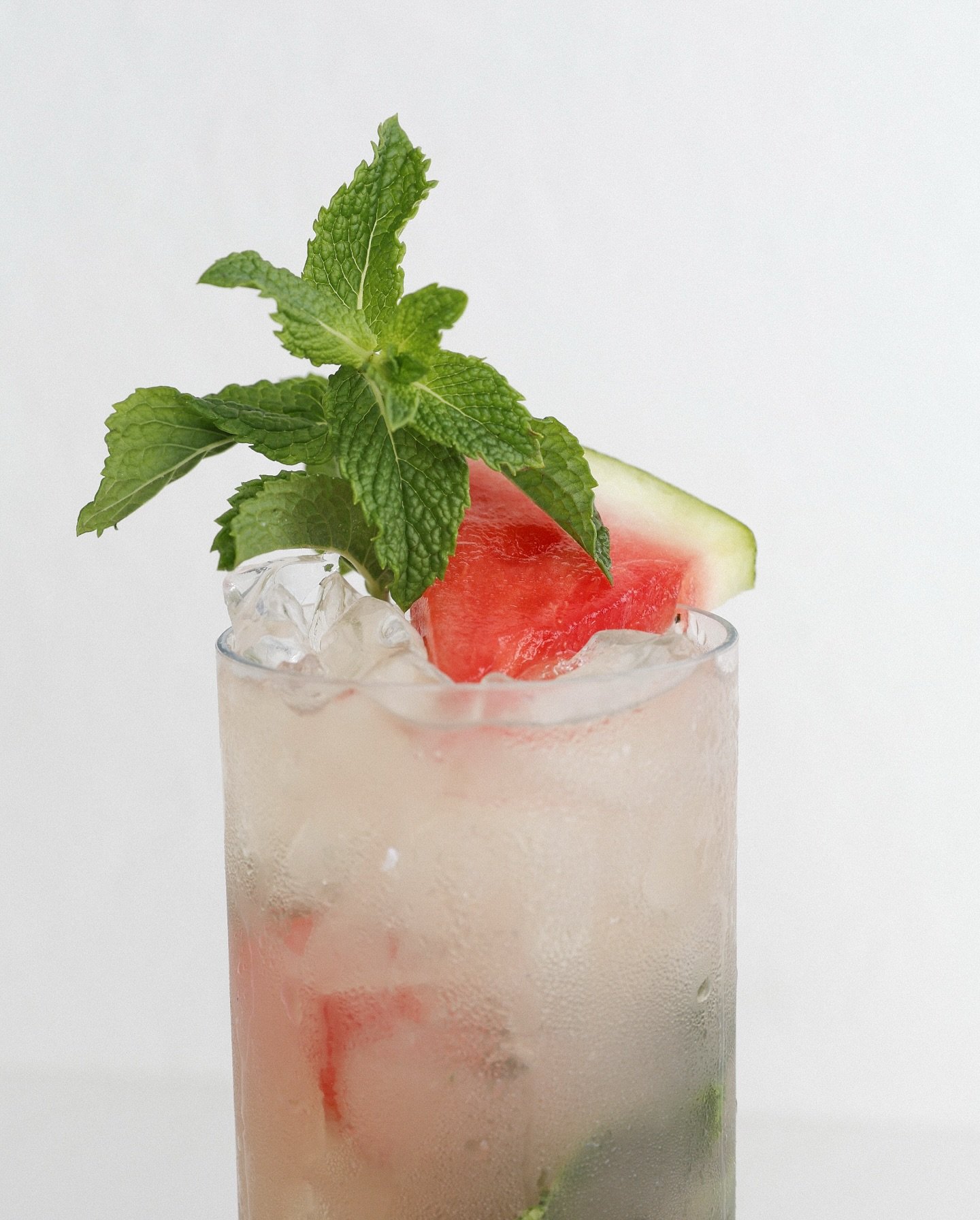 Drop anchor for refreshing cocktails crafted with premium ingredients, good company and coastal grooves.

Tap the link in our bio to secure tickets for this week ⚓️