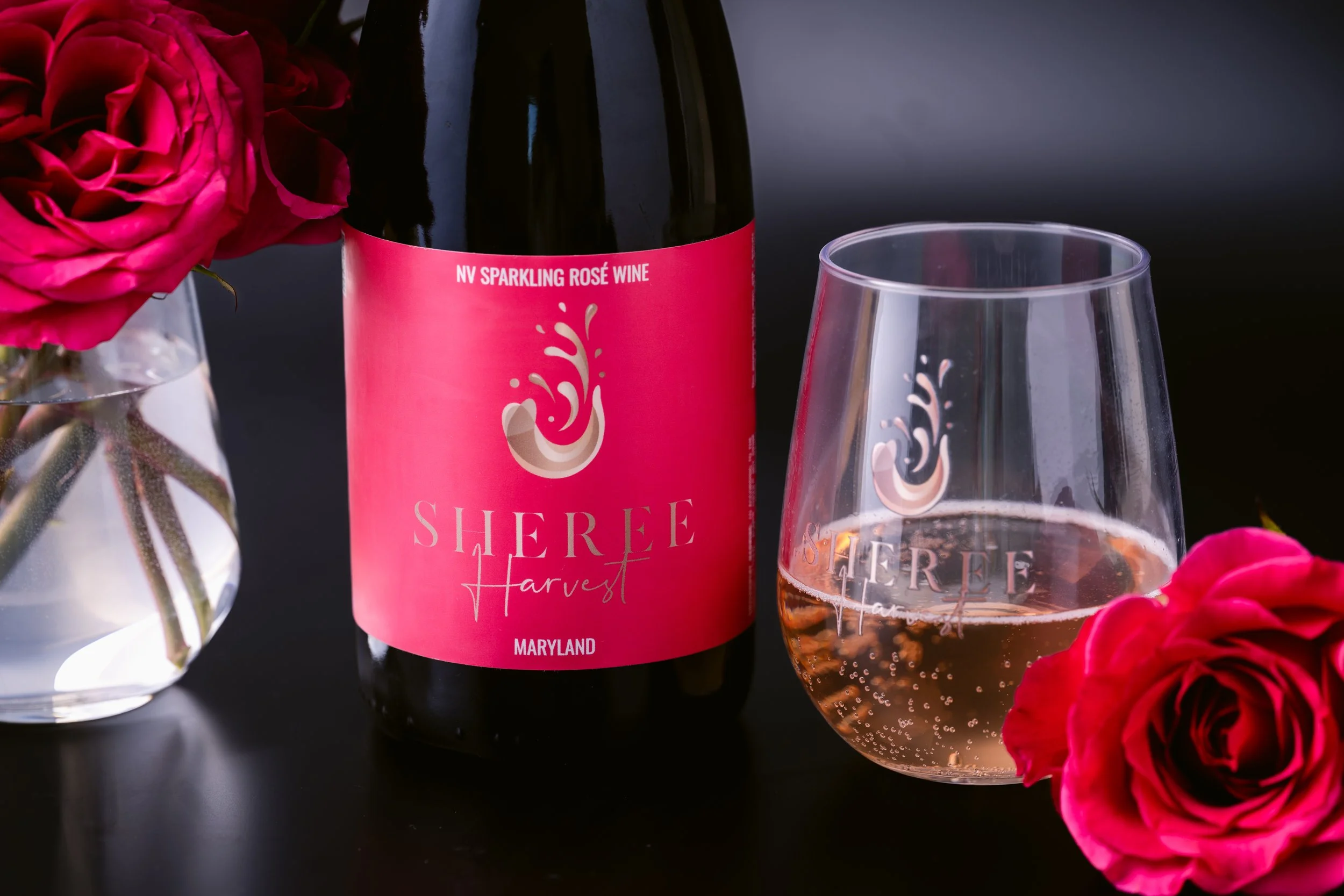 Sheree Harvest_NV Sparkling Rosé Wine-11.jpg