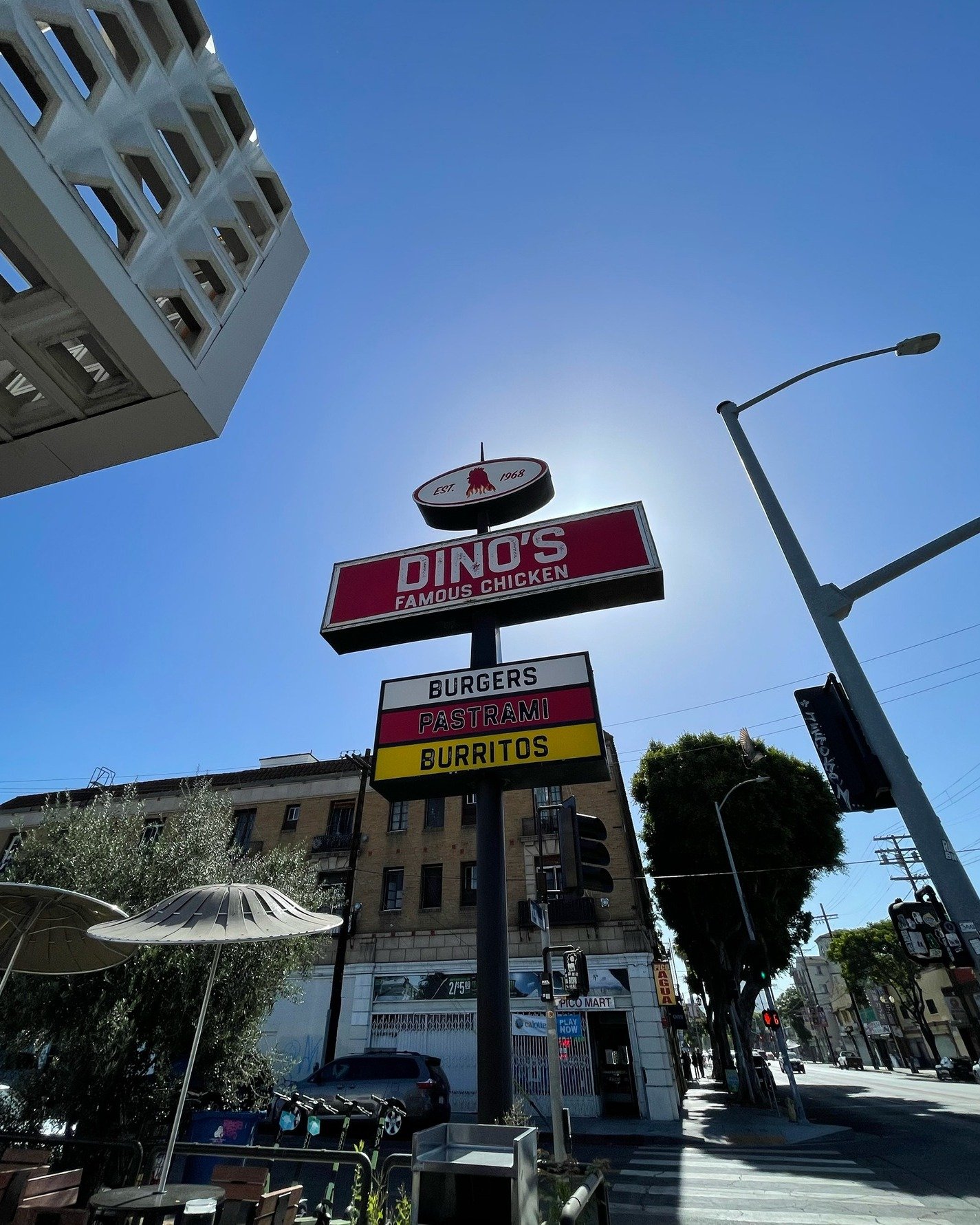 Heaven is at the corner of Pico Blvd and Berendo. #DinosOG #losangeleseats #losangeles #DinosOriginal #DinosLA