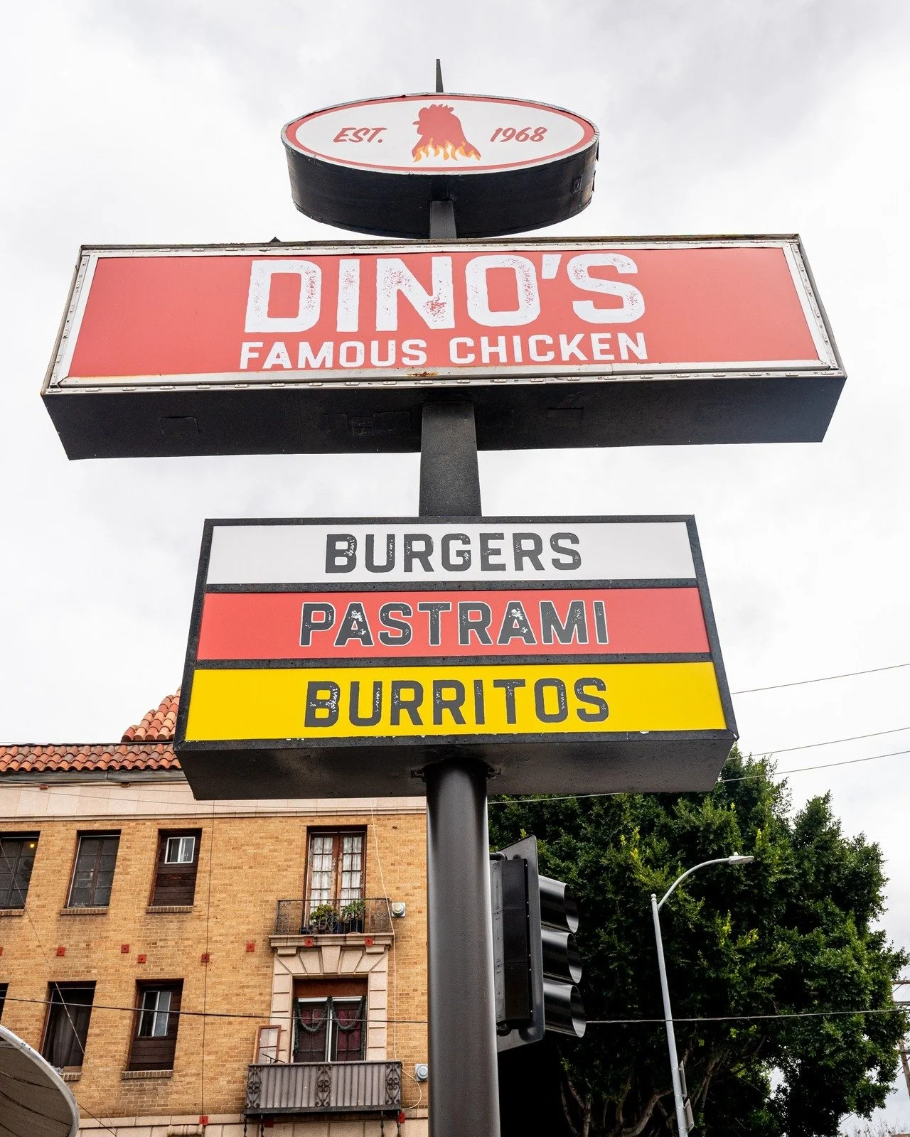 Rain or shine, Dino's Famous Chicken all day! 

#DinosOG #DinosOGRecipe #DinosOGChicken #losangeleseats #losangeles  #LAEats #Since1968 #DinosOriginal #DinosLA #DinosPicoRivera 
📸@kimfoxfoodphoto
