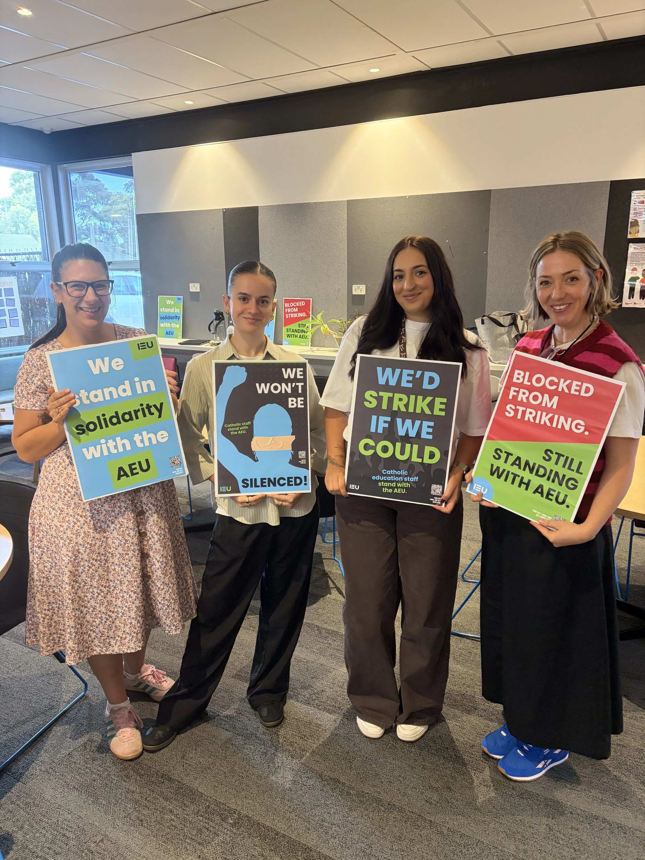 solidarity queen of peace altona 3.jpeg