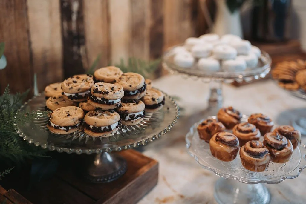 Glass Pedestals/Assorted Sizes