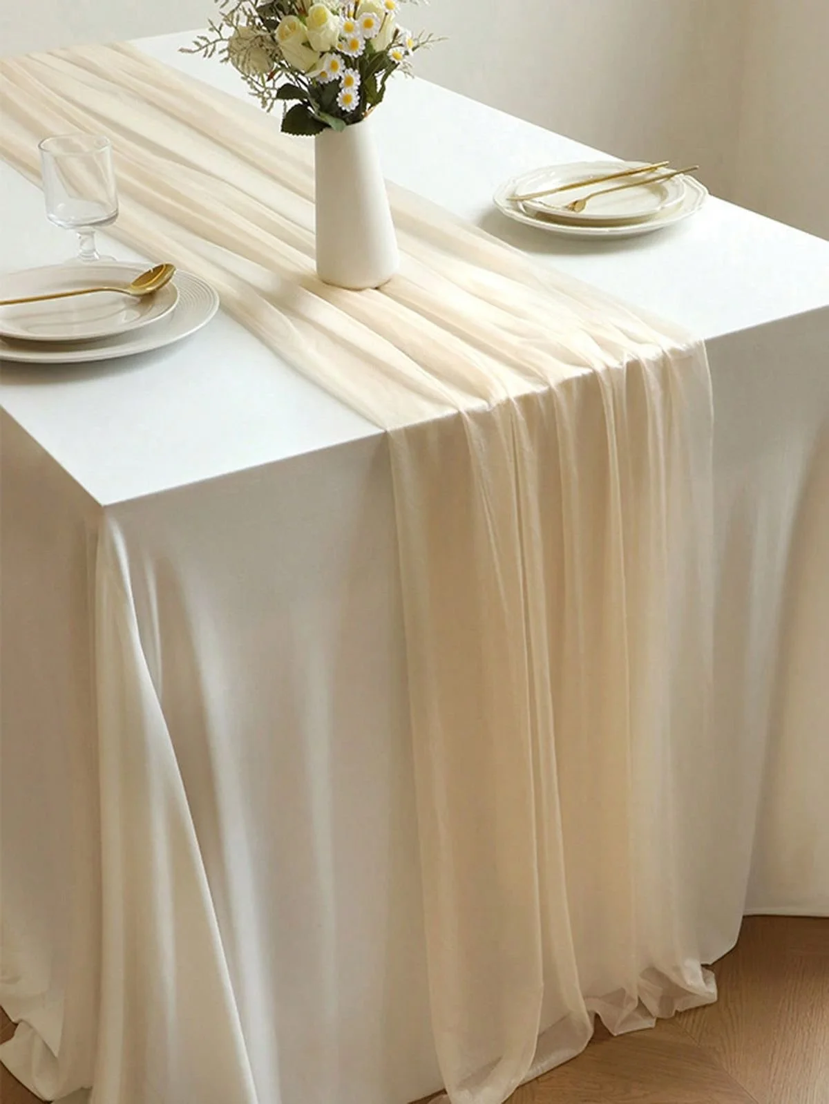 Cream Chiffon Runner .jpg