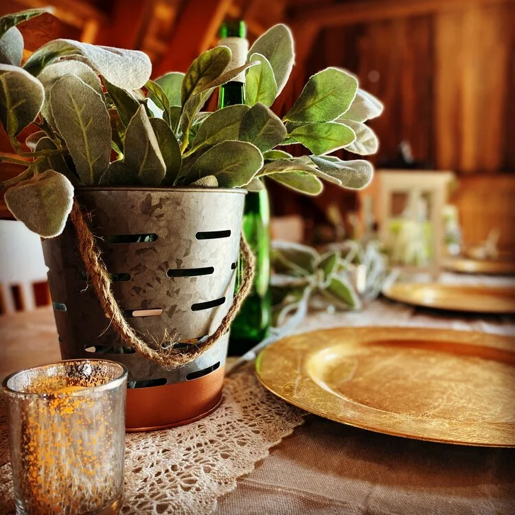 bucket w: Copper Trim.jpg