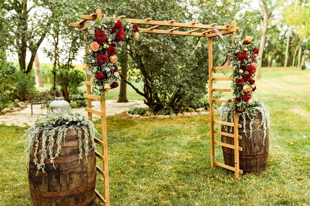 Ladder Arbor 6' X 6'