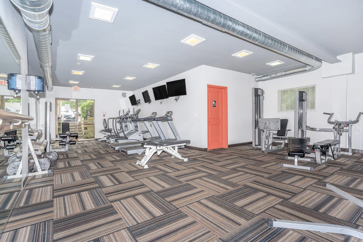 Huntington-Square_Fitness-Center.png