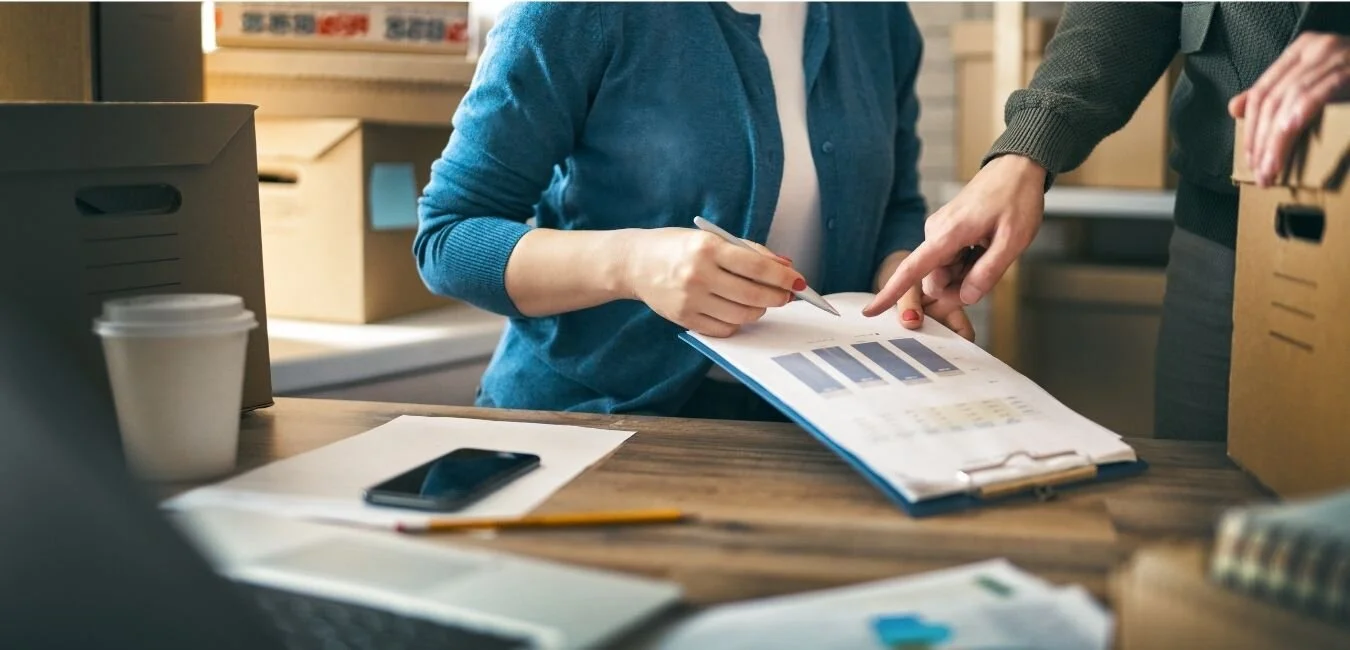 ACCOUNTING/ADMINISTRATIVE ASSISTANT