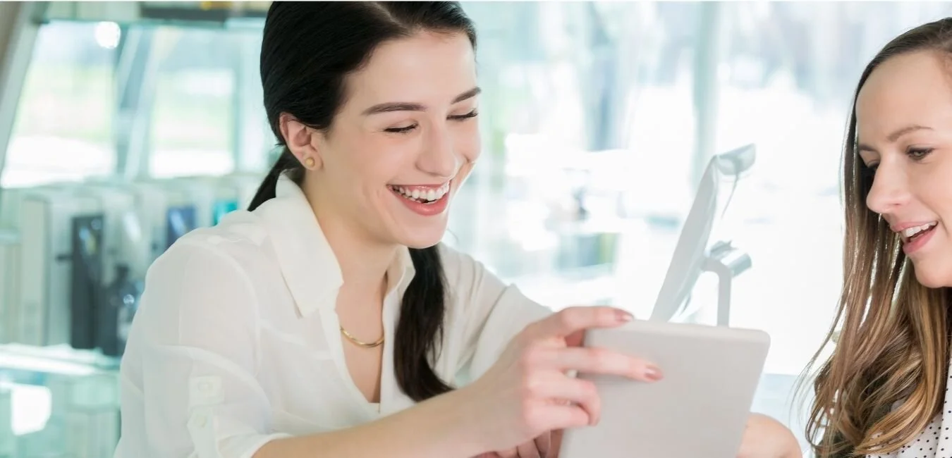 RETAIL CUSTOMER SERVICE ASSOCIATE
