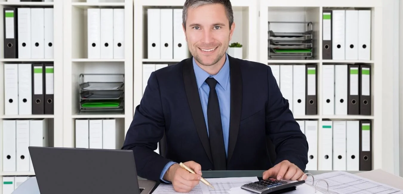 SENIOR ACCOUNTANT 