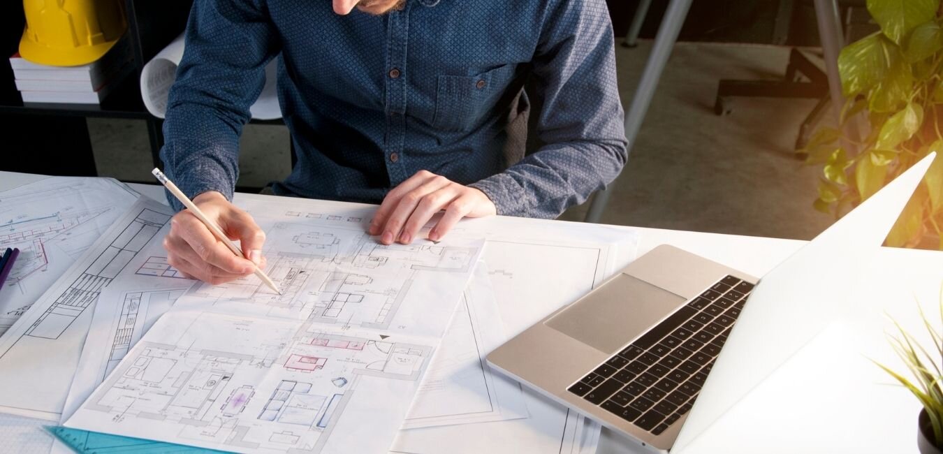 SENIOR DESIGNER/ARCHITECT