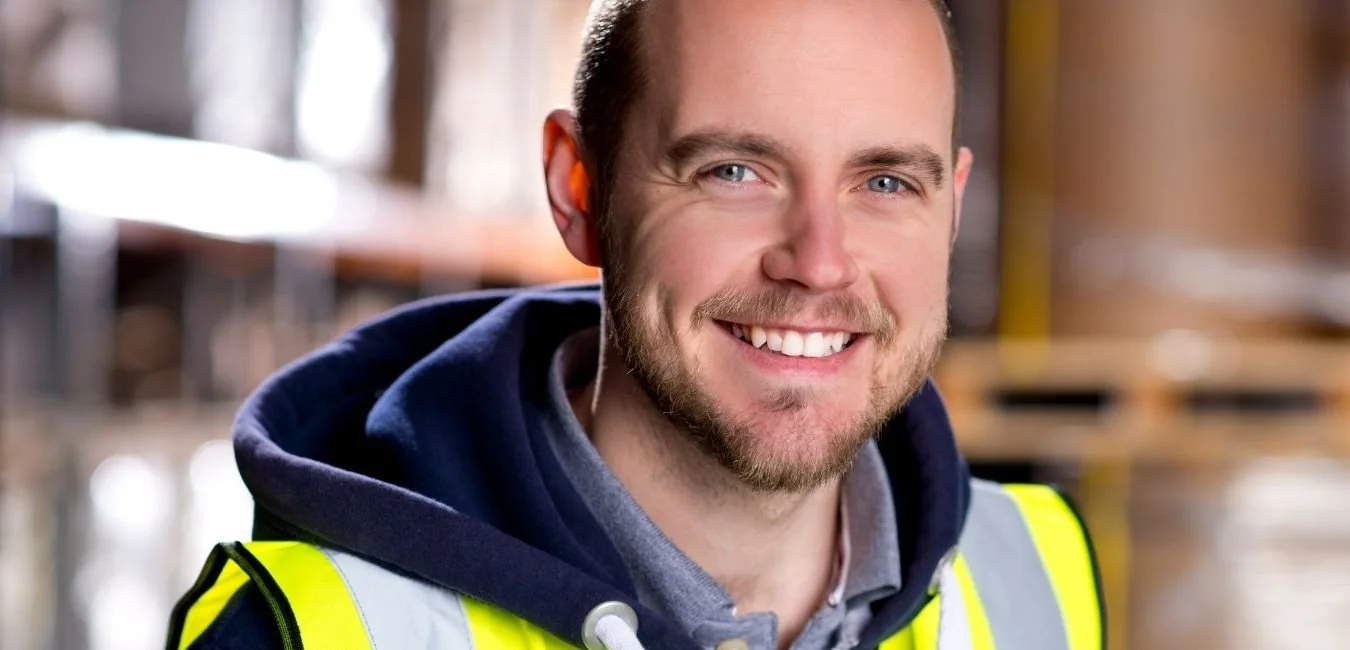 WAREHOUSE ASSISTANT