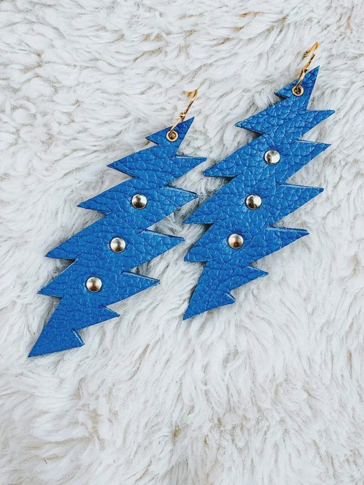 Blue+bolt+%281%29.jpg