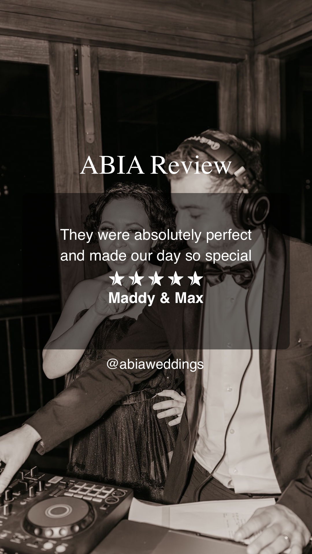 Champagne-Wedding-Duo-MRTA9W.png