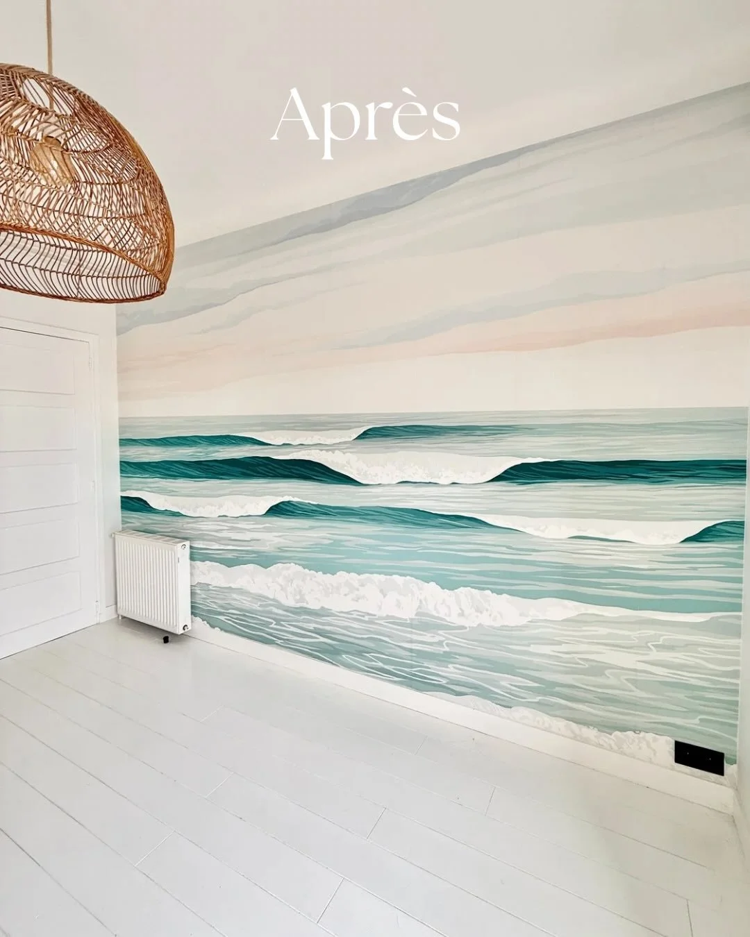 Le fameux AVANT / APR&Egrave;S qu&rsquo;on aime tous !

Un mur compl&egrave;tement vide transform&eacute; en une immersion face &agrave; l&rsquo;oc&eacute;an avec le papier peint panoramique Immersion Marine n&deg;783, disponible chez ma marque pr&ea