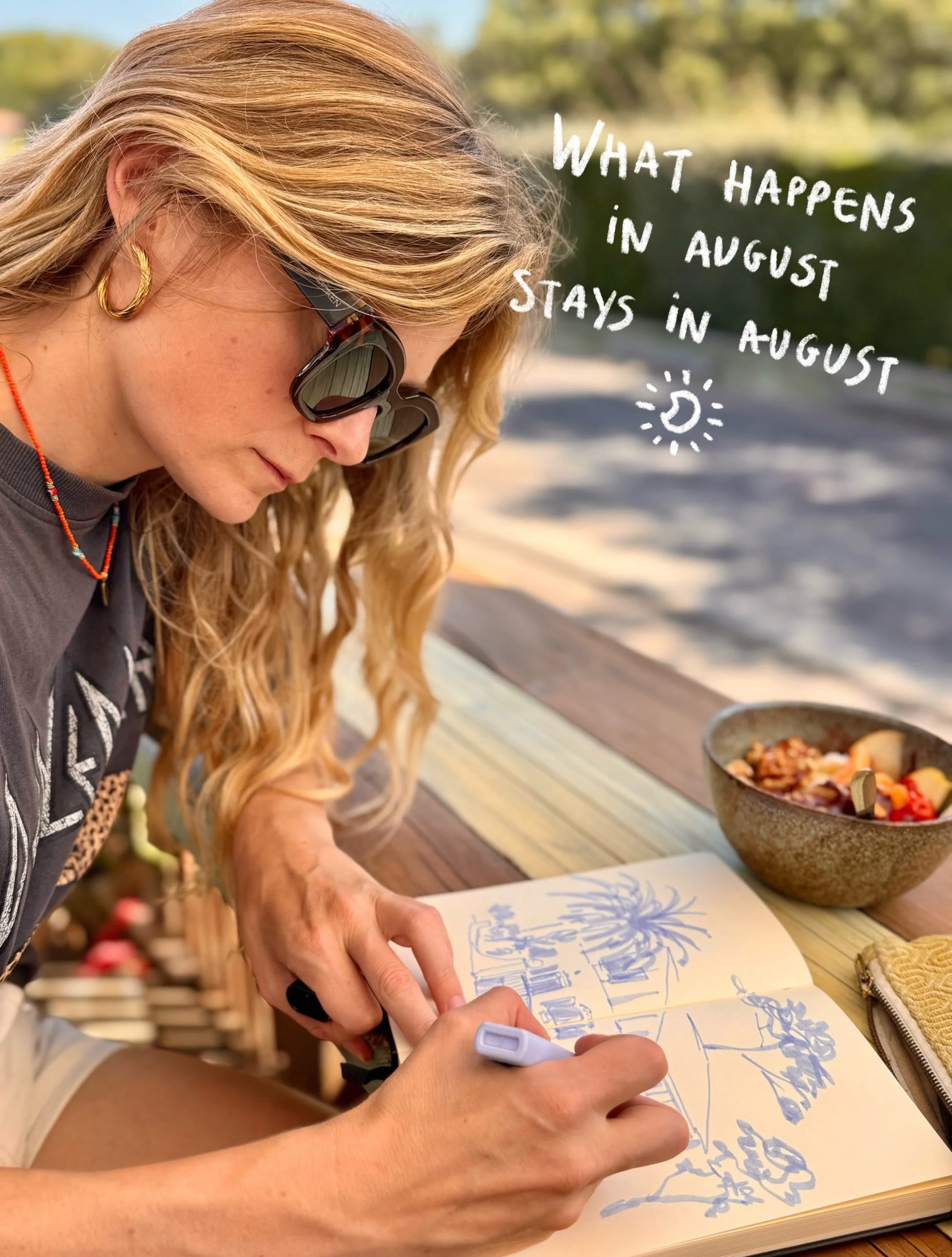 WHAT HAPPENS IN AUGUST STAYS IN AUGUST ☀️

Un mois un peu plus slow, entre ateliers, dessins &agrave; la maison, plage, cr&eacute;ations et temps off.

Travailler &agrave; mi-temps, ralentir un peu, profiter davantage&hellip; et laisser de la place &
