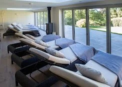 Acorn_Wellness_Retreat_Sun_Lounge.jpg (Copy)