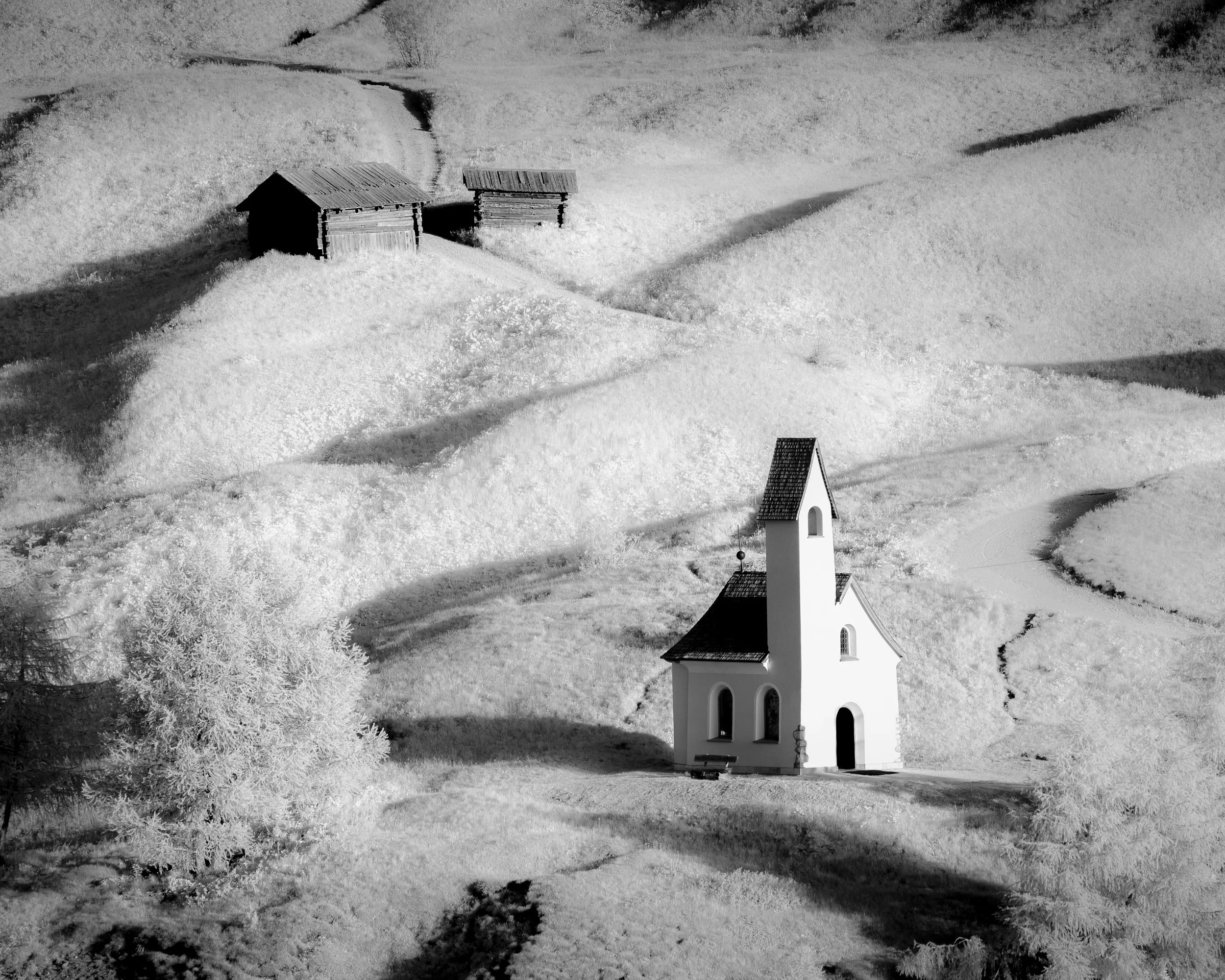 Passo Gardena Chappel.jpg