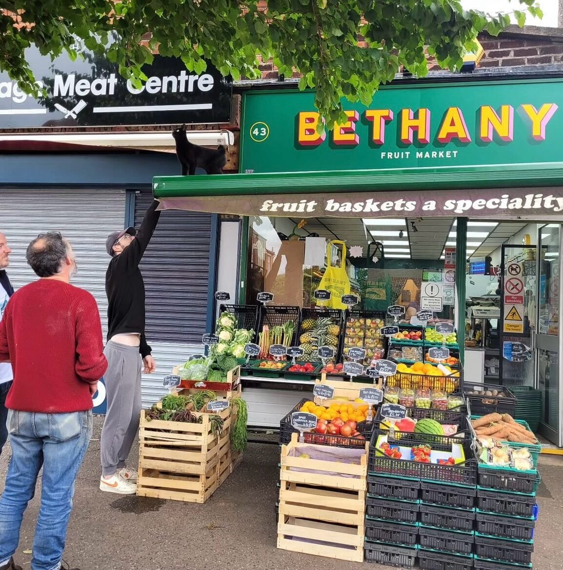 Where to get your refills&hellip; We&rsquo;re chuffed that the lovely folks at @bethanyfruitmarket are going to introduce a new refill section to their shop on Cregagh Road so give them a follow and keep hold of your jars. 

Plus there are a few dedi