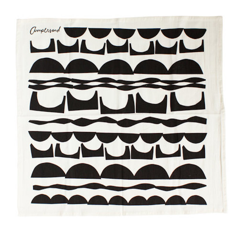 black_and_white_geo_pattern_modern_tablescape_napkin__19192.jpg
