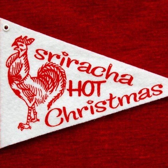 sriracha_sauce_rooser_screenprint_mini_vintage_style_pennant__93612.jpg