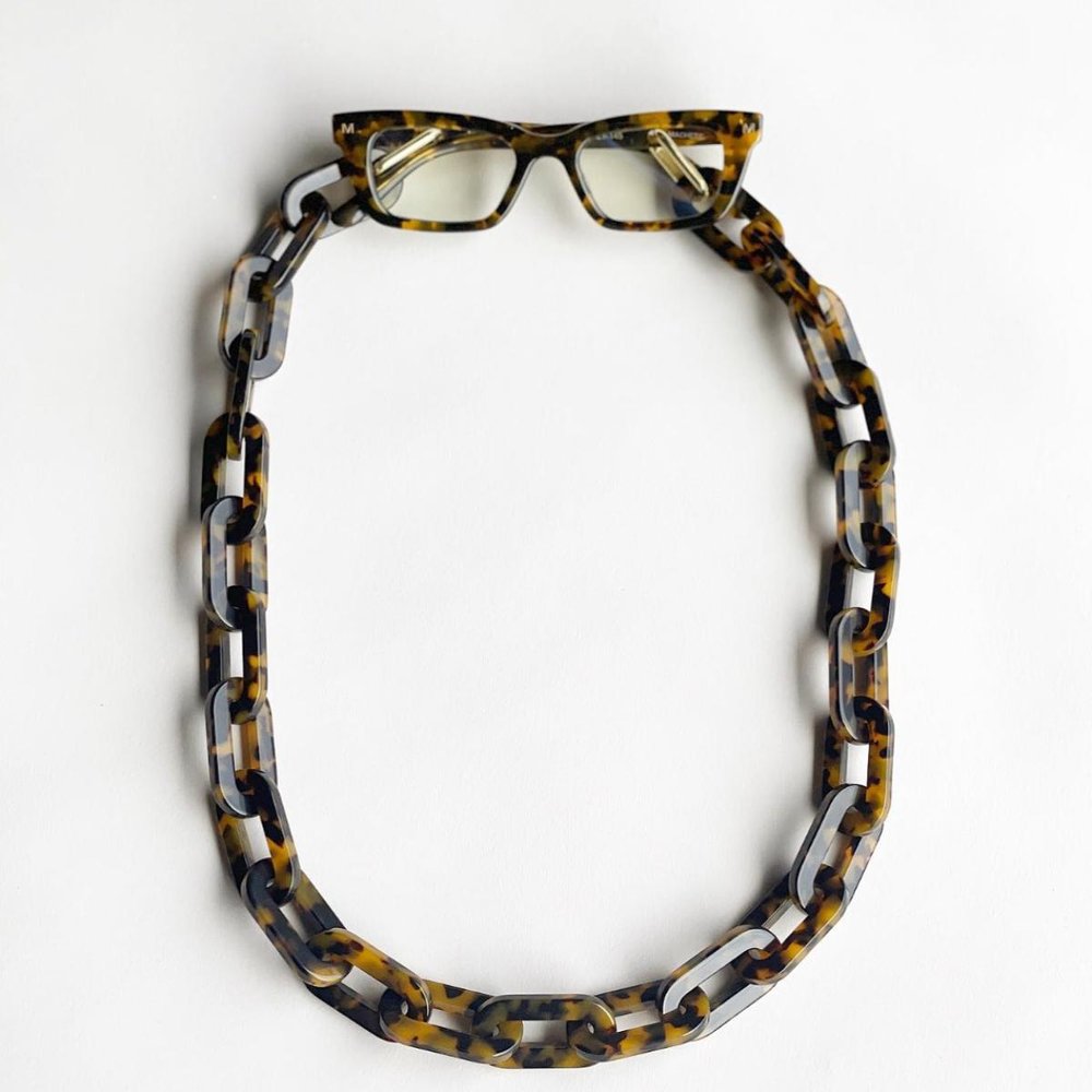 Acrylic Chunky Link Eyeglasses Holder, Sunglasses Holder Necklace, Modern  Glasses Chain, Eyeglass Lanyard, Tortoise Shell Jewelry - Yahoo Shopping
