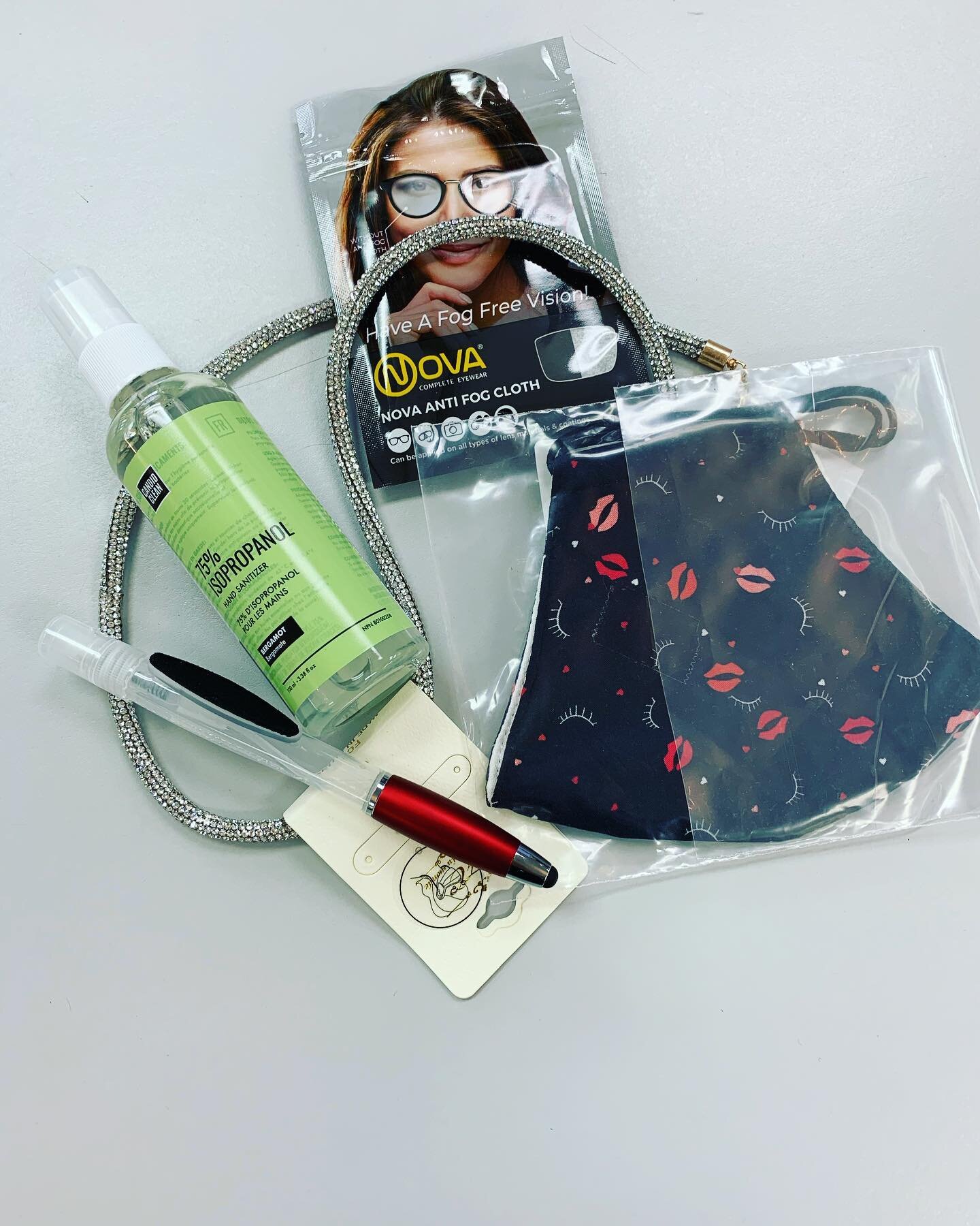 We have your essential stocking stuffers this year! Masks, mask chains, anti-fog cloths, scented sanitizer and a pen to keep your sanitizer in! While supplies last! #shoplocal #supportlocal #stockingstuffers #tistheseason #fashion #antifog #maskfashi