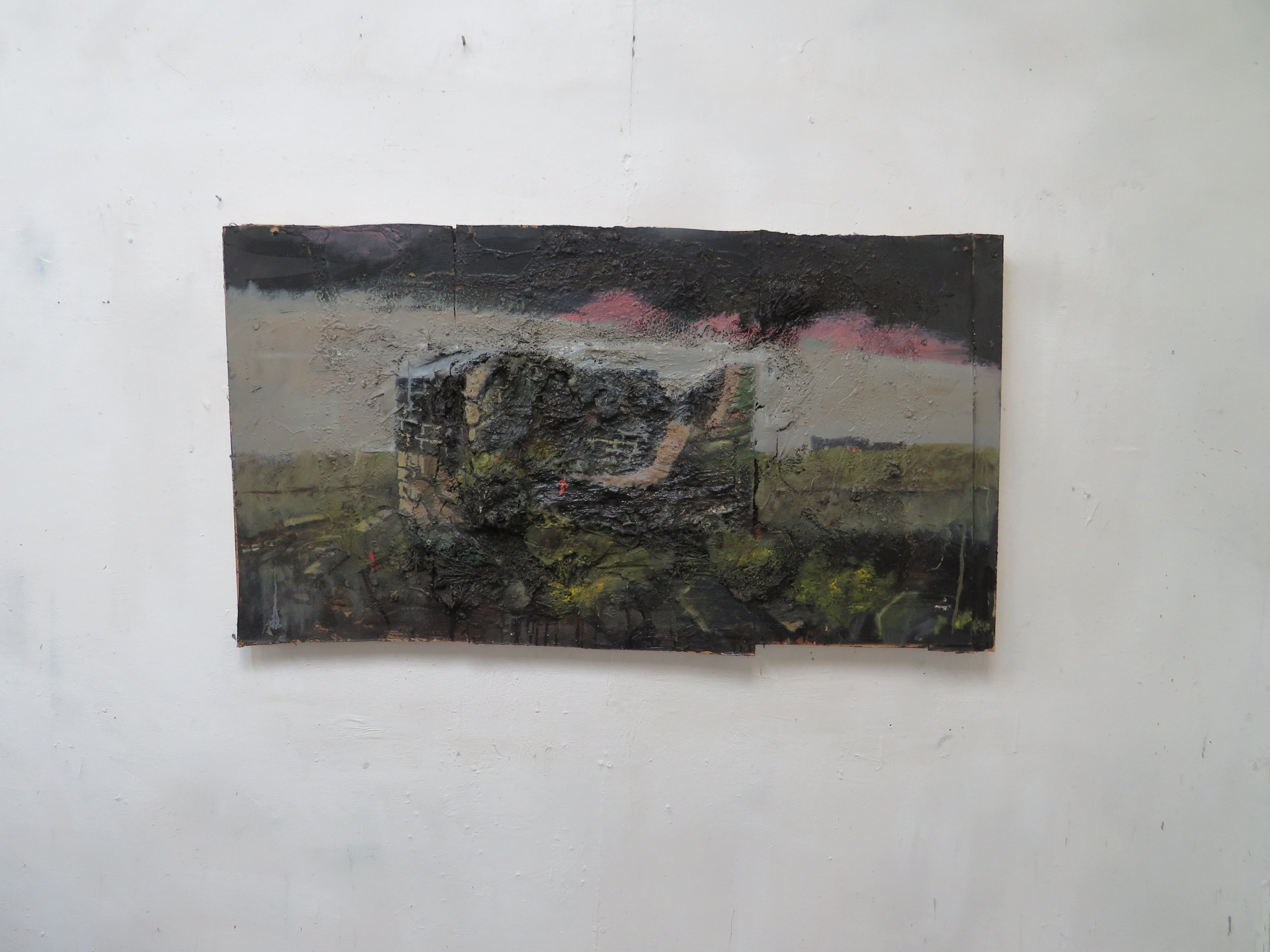 Search llght Building, Ruin 79 x 138 cms